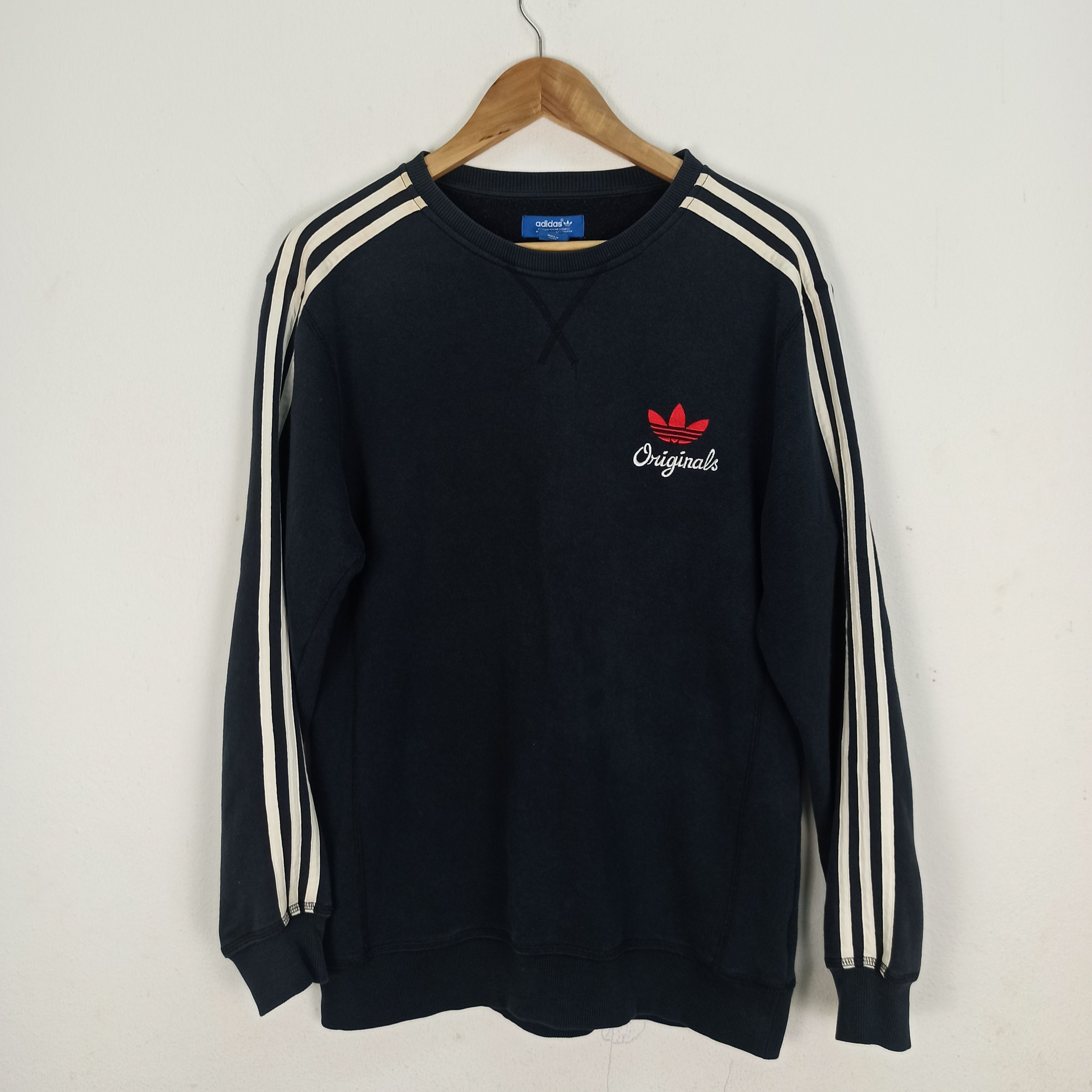 Adidas Rare Adidas Original Sweatshirt Size US L / EU 52-54 / 3 - 1 Thumbnail