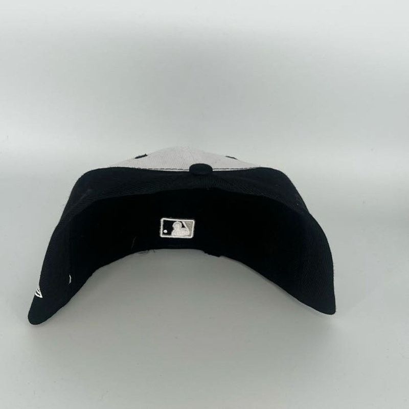 New Era Size 8 Black White San Diego Padres New Era MLB 59Fifty Fit Size ONE SIZE - 2 Thumbnail