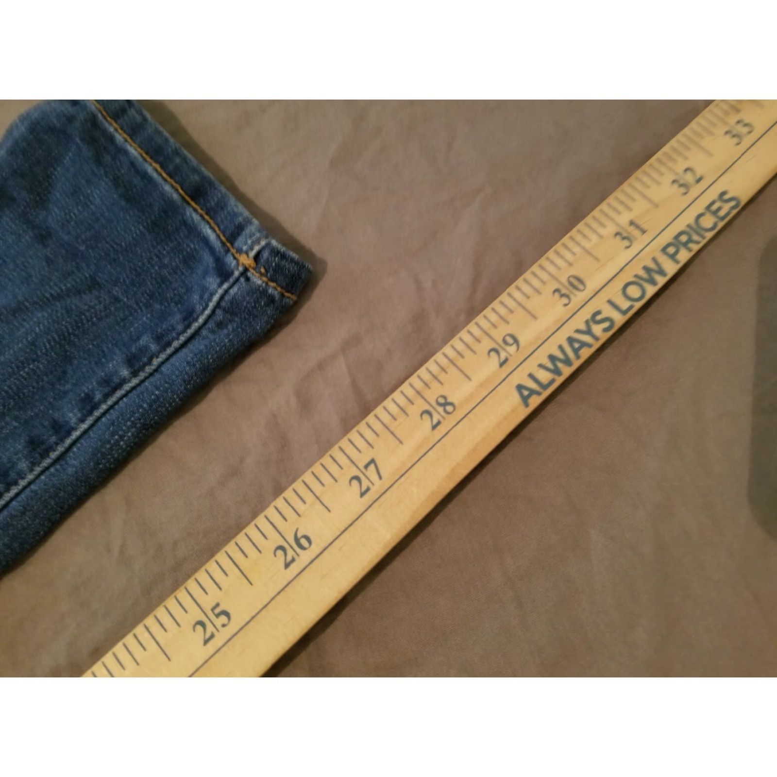 American Eagle Outfitters Womens American Eagle Outfitters Jeans Jegging Denim Blue 6 Jeans Regular XS? Size 28" / US 6 / IT 42 - 8 Thumbnail