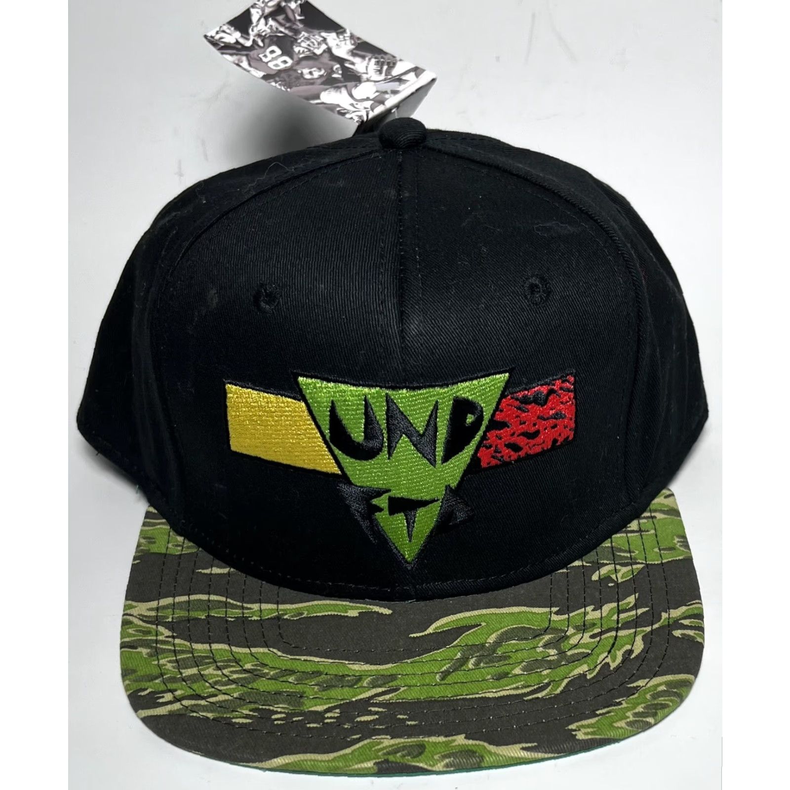 Undefeated Undefeated Hat Adjustable Black Flat Brim SnapBack Mens Baseball Cap Multicolor- New Undefeated UND FTD Adjustable SnapBack Hat Size ONE SIZE - 2 Thumbnail