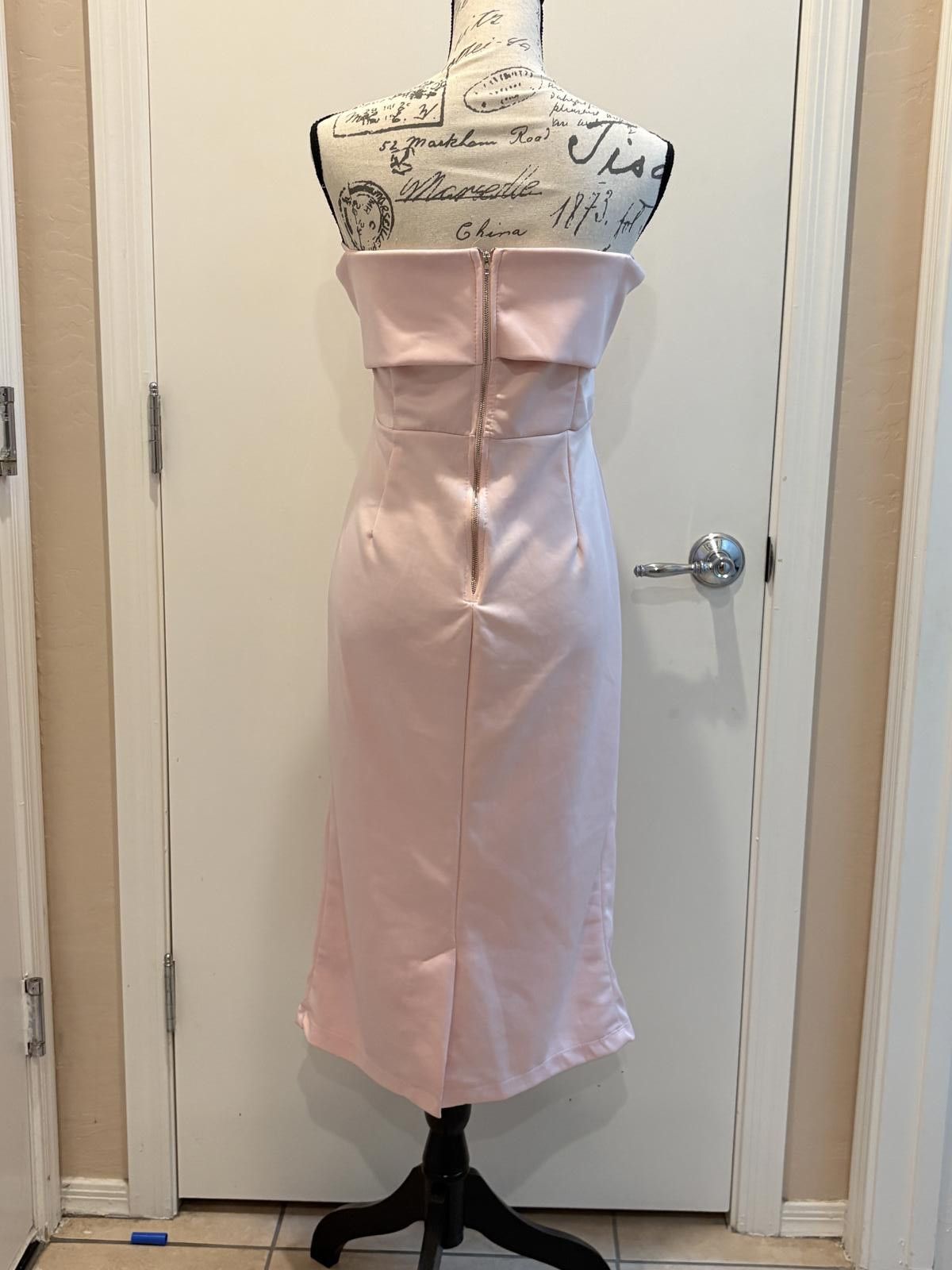 Unknown London Soft Pink Off-Shoulder Midi Dress Size XXL / US 16-18 / IT 52-54 - 2 Thumbnail