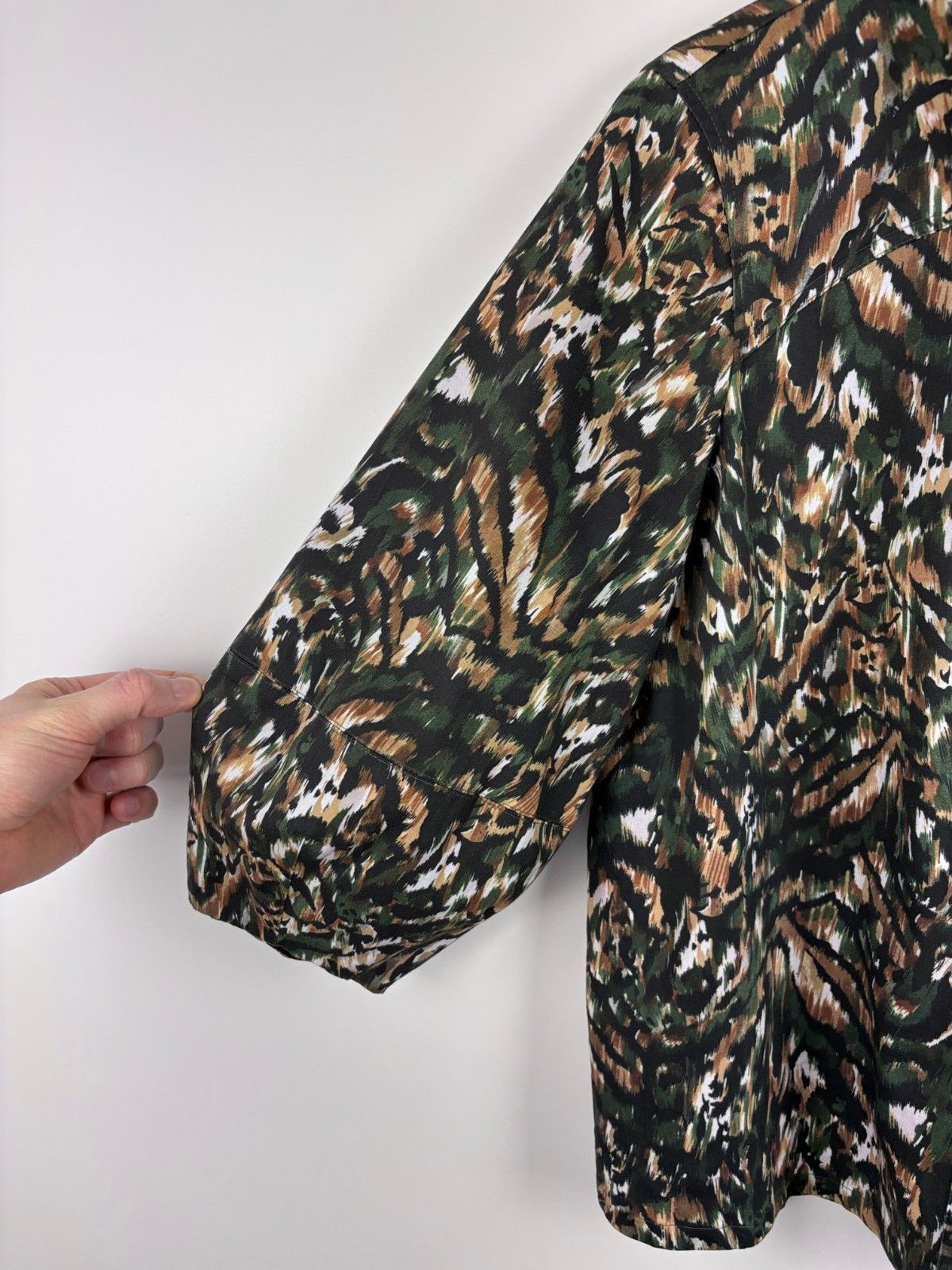 Ted Baker Ted Baker London Evrett Lantern Sleeve Shirt Top Blouse 4 Size M / US 6-8 / IT 42-44 - 2 Thumbnail