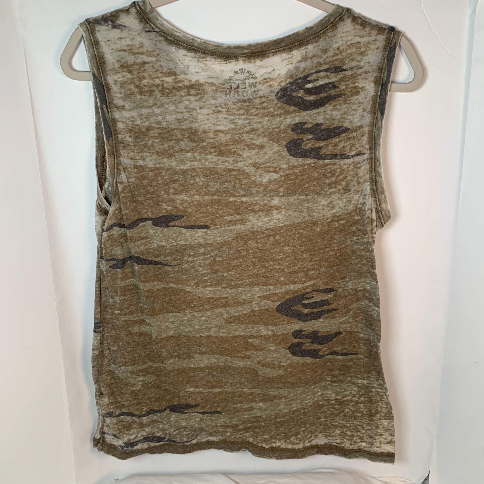 Vintage Vintage Well Worn Women's Camo Tank Top Sz M Size M / US 6-8 / IT 42-44 - 4 Thumbnail