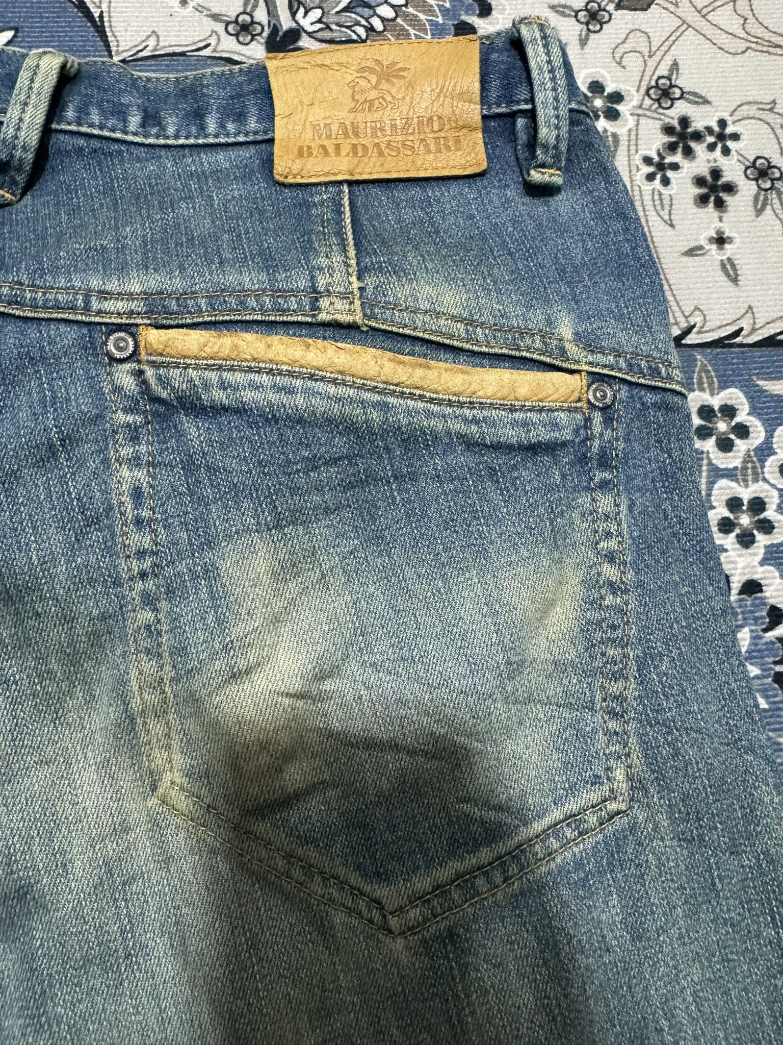 Designer × Maurizio Baldassari Vintage Y2K Maurizio Baldassari Distressed Baggy Jeans Size US 34 / EU 50 - 9 Thumbnail