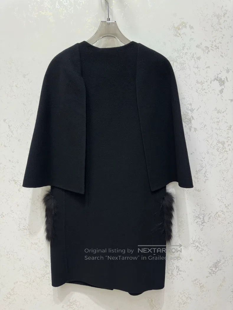 Fendi Fendi Classic Cloak with Fur Trim Size XS / US 0-2 / IT 36-38 - 2 Thumbnail