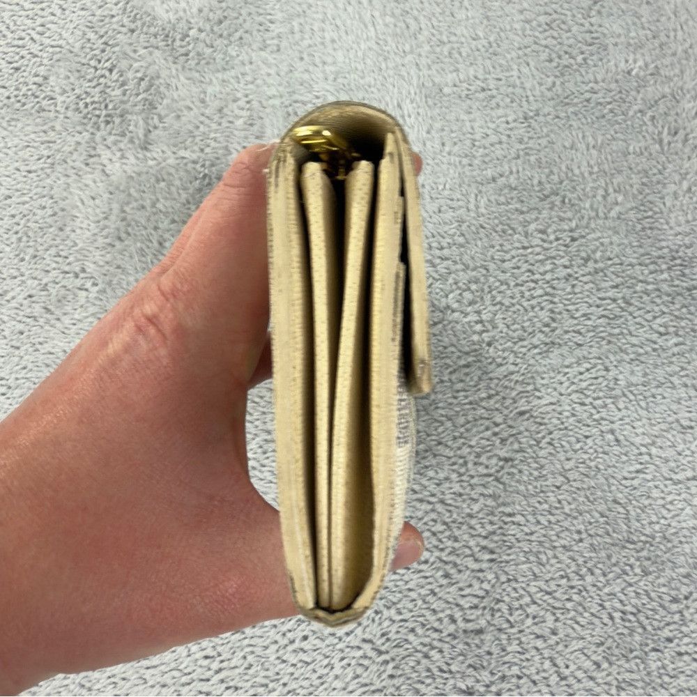 Louis Vuitton Louis Vuitton Authentic Sarah Portefeuille Long Wallet Dami Size ONE SIZE - 8 Thumbnail