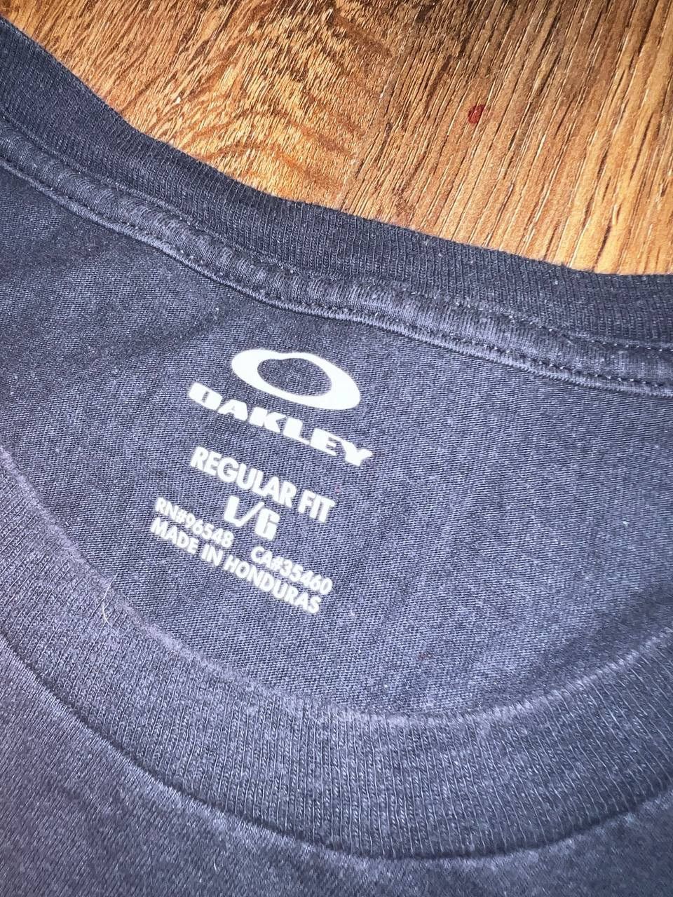 Oakley × Vintage Vintage Oakley T-Shirt 2000s Big Logo Japan Outdoor Y2K Size US L / EU 52-54 / 3 - 4 Thumbnail