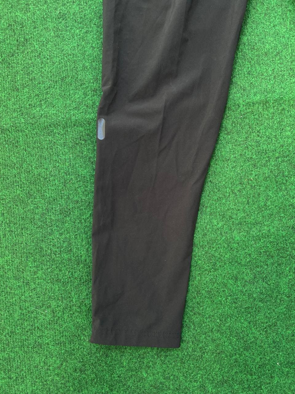 Adidas training pants/tracksuits Adidas x Real Madrid 24/25 men's S Size US 30 / EU 46 - 4 Thumbnail