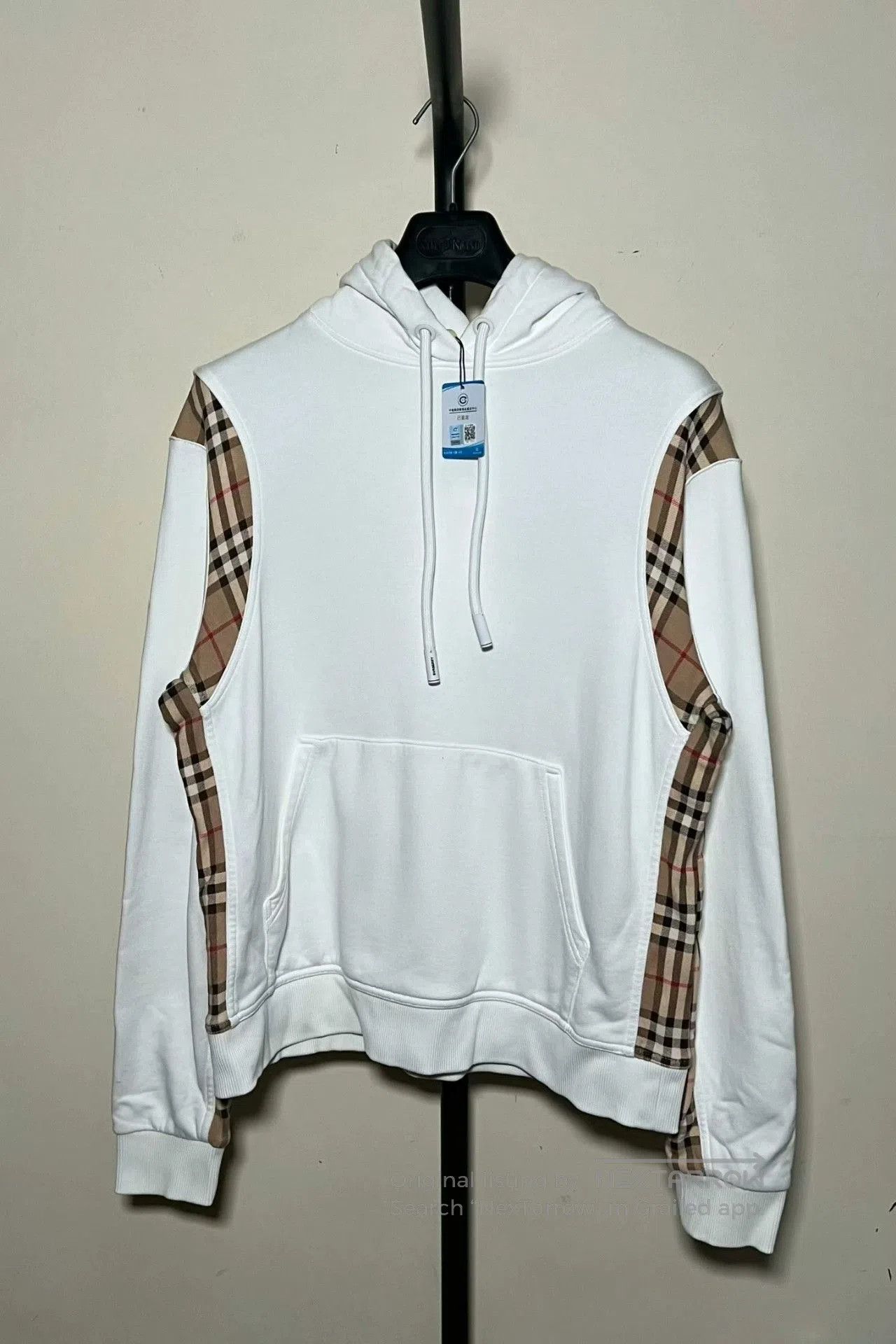 Burberry burberry vintage white checkered hoodie. Size US M / EU 48-50 / 2 - 1 Thumbnail