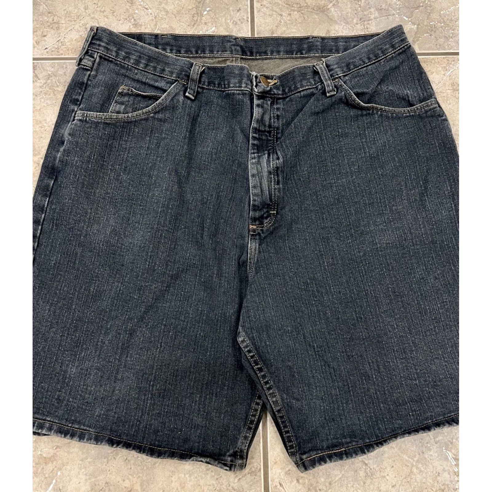 Wrangler Mens 40 Wrangler Relaxed Fit 10" Dark Wash Denim Blue Jean Classic Jorts Size US 40 / EU 56 - 5 Thumbnail
