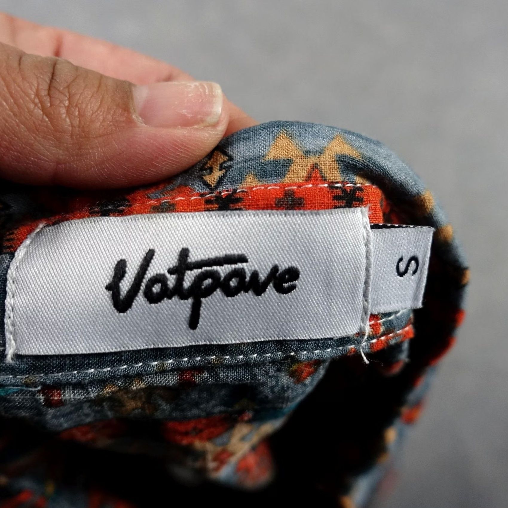 Vintage Vatpave Shirt Mens Small Blue Aztec Southwestern Tribal Geometric Button Up VTG Size US S / EU 44-46 / 1 - 8 Thumbnail