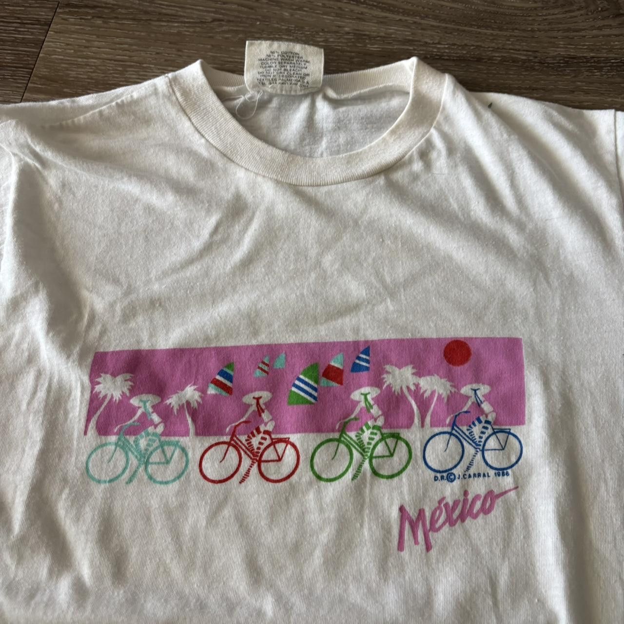 Vintage Crazy Vintage 80s White Mexico Single Stitch Graphic Tee! Fits M Size US M / EU 48-50 / 2 - 2 Thumbnail
