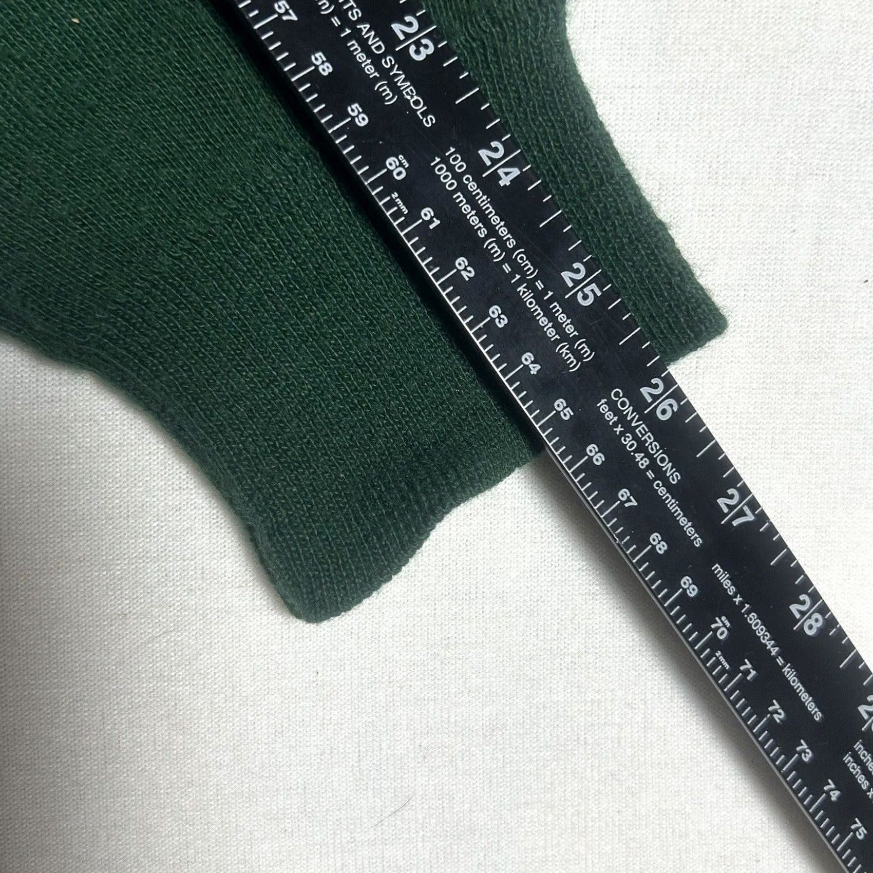 Jantzen VINTAGE Jantzen Sweater XL Men V-Neck Green Long Sleeve Knit Heavyweight Regular Size USA 90s Hiking Ski Vintage Mens Size US XL / EU 56 / 4 - 7 Thumbnail