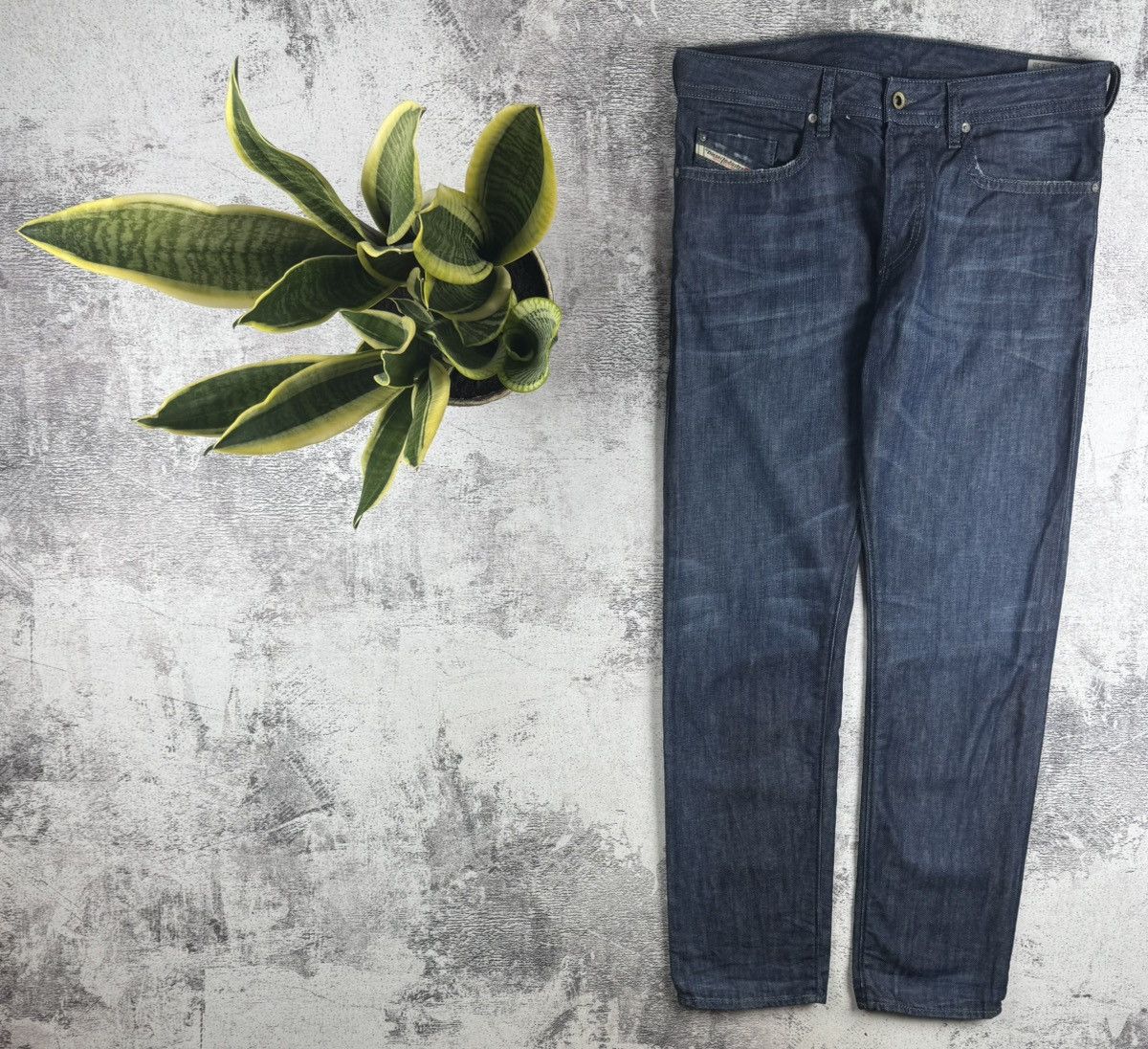 Diesel Diesel Buster W33 L30 Regular Slim-Tapered Men’s Denim Blue Jeans Pants Trousers Size US 33 - 2 Thumbnail