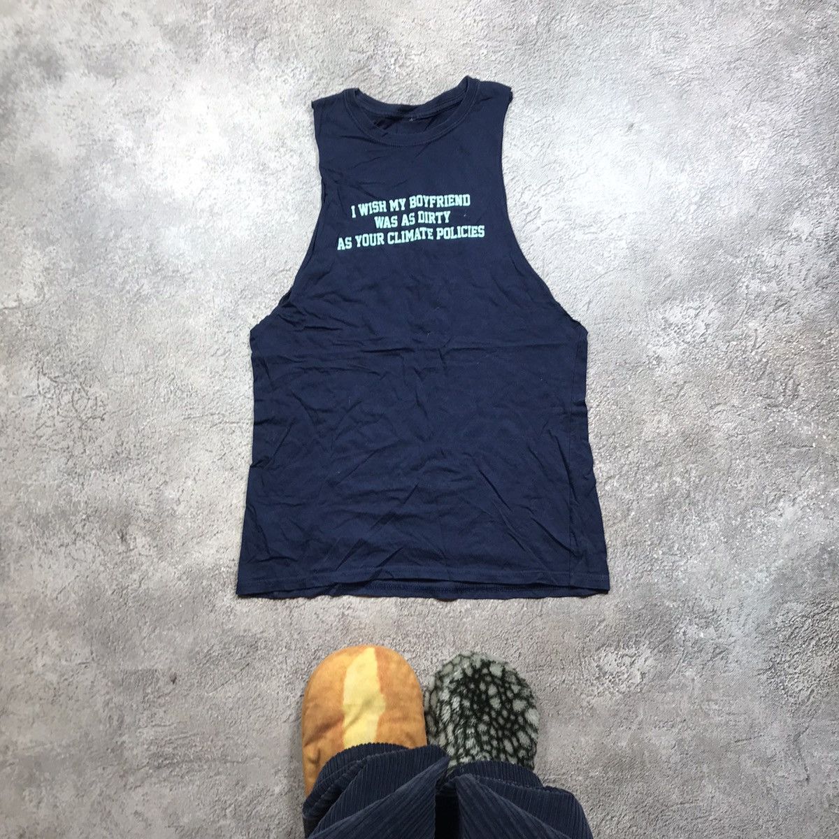 Vintage Vintage Y2K Graphic Tank Top Dirty Humor Streetwear Baggy L Size L / US 10 / IT 46 - 1 Thumbnail