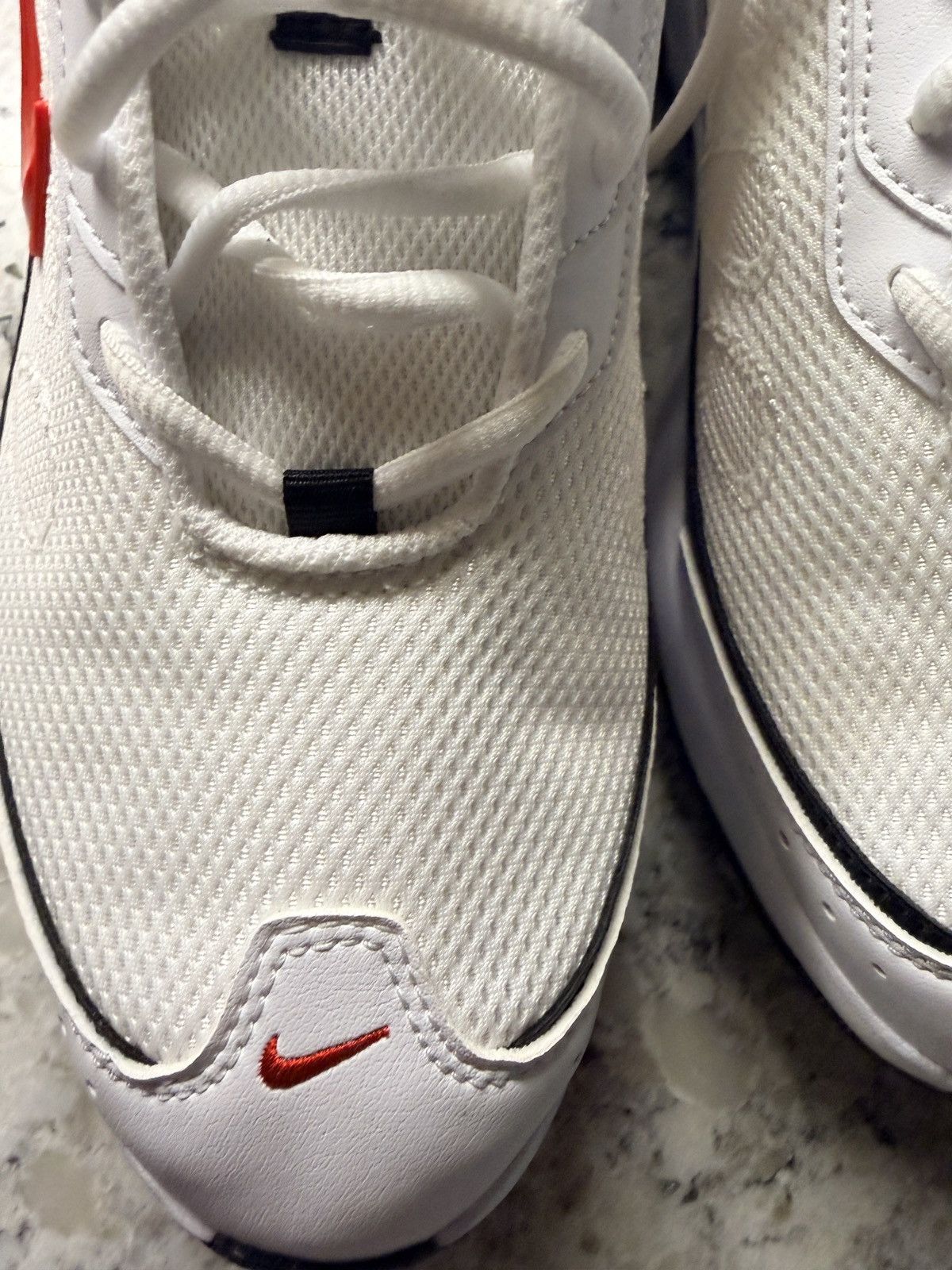 Nike Nike Air Max AP 'White University Red' Size US 11 / EU 44 - 3 Thumbnail