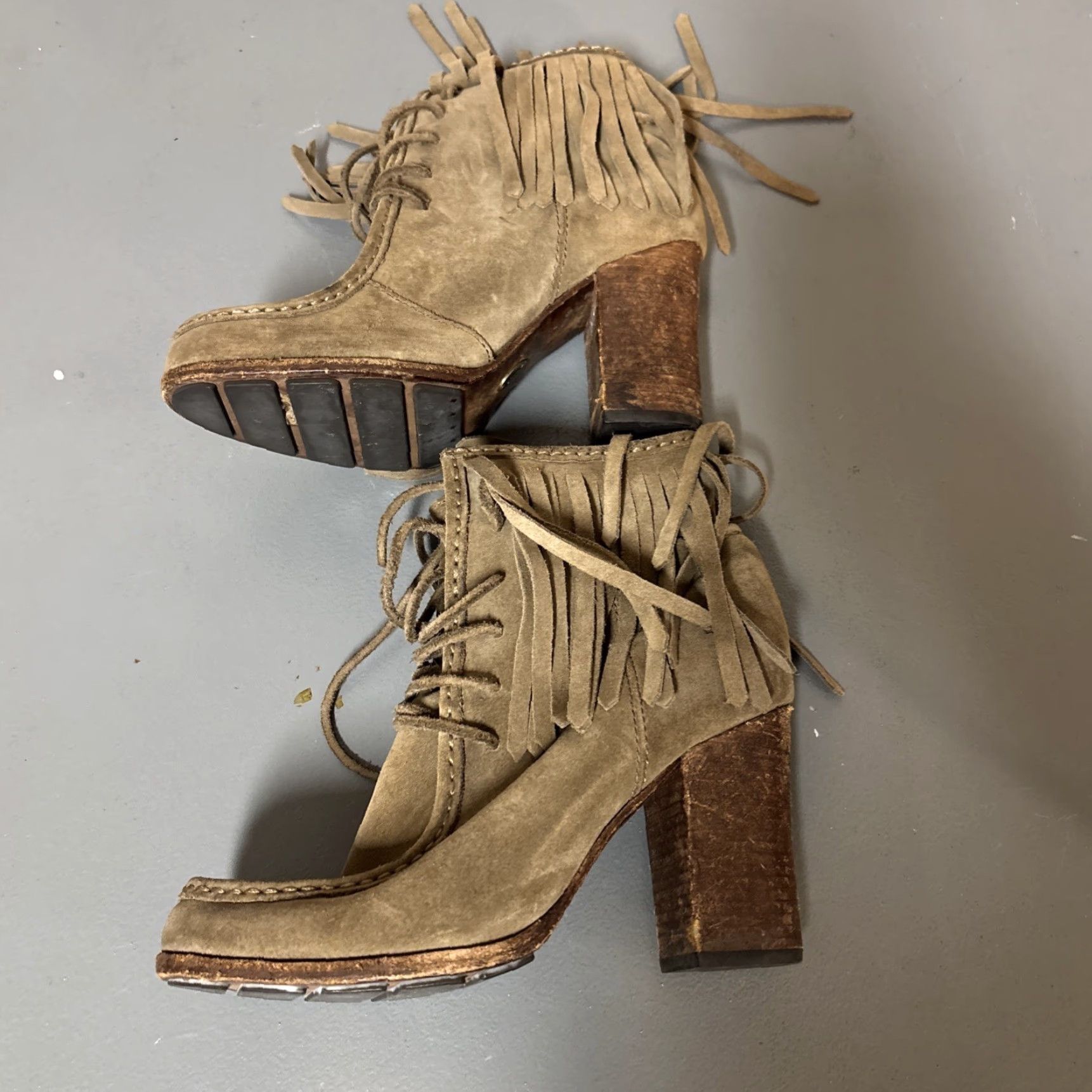 Frye VINTAGE Frye Parker Fringe Suede Lace Up Ankle Bootie Women's 8.5 Brown Tan Boho M Size US 9 / IT 39 - 2 Thumbnail