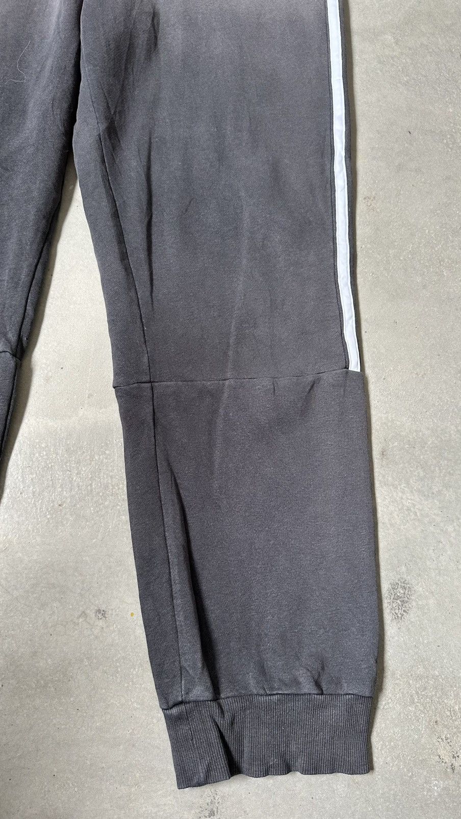 Adidas VINTAGE ADIDAS WELL FADED TRACK PANT Size US 38 / EU 54 - 3 Thumbnail