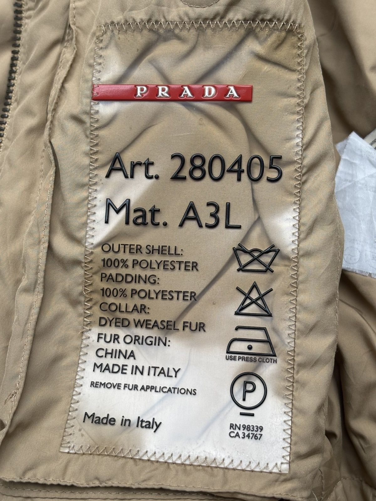 Prada 2000s PACKABLE Weasel Fur Collar Puffer Jacket Size US S / EU 44-46 / 1 - 8 Thumbnail