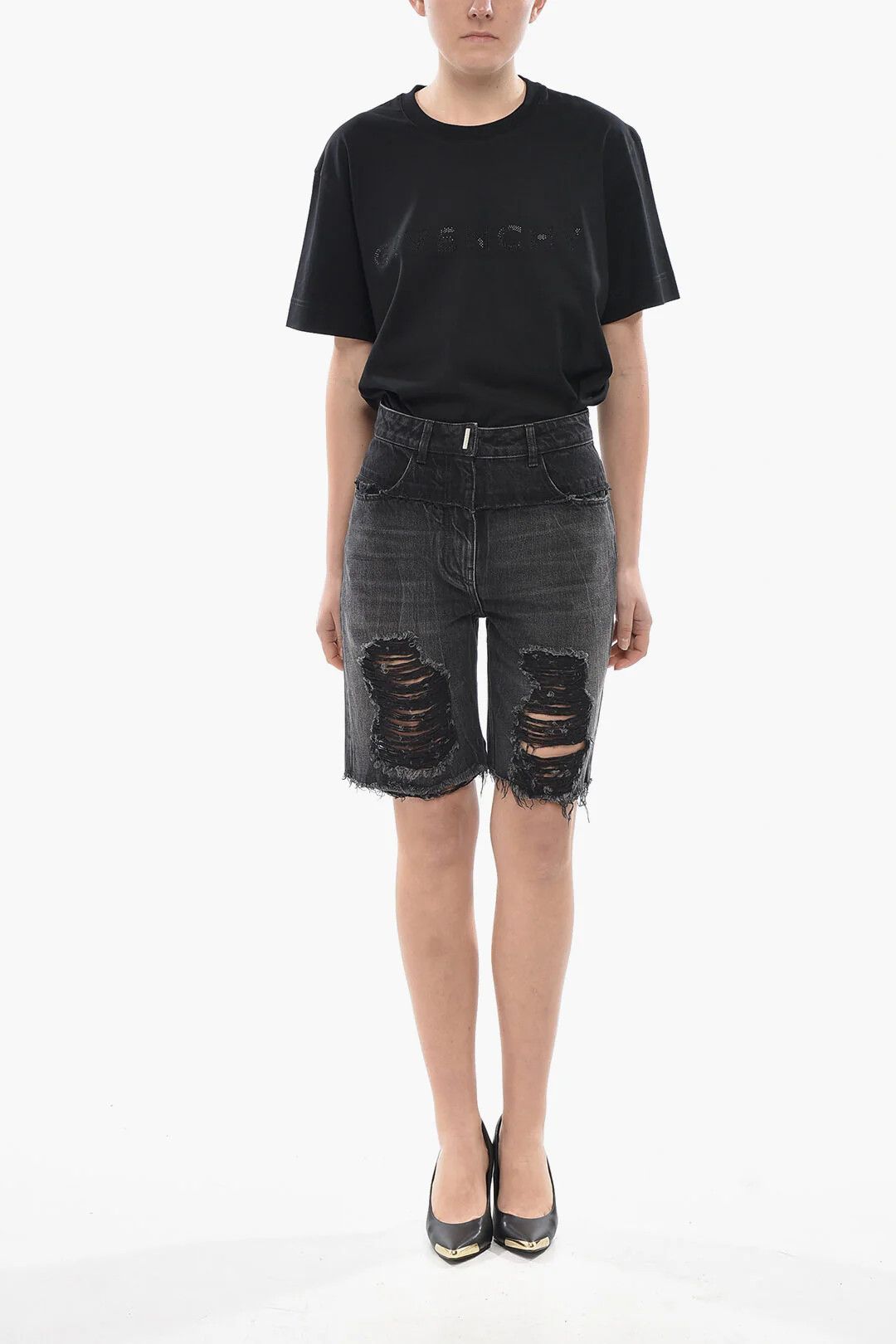 Givenchy og1mm0326 Distressed Denim Short in Black Size 40" / US 18 - 4 Thumbnail