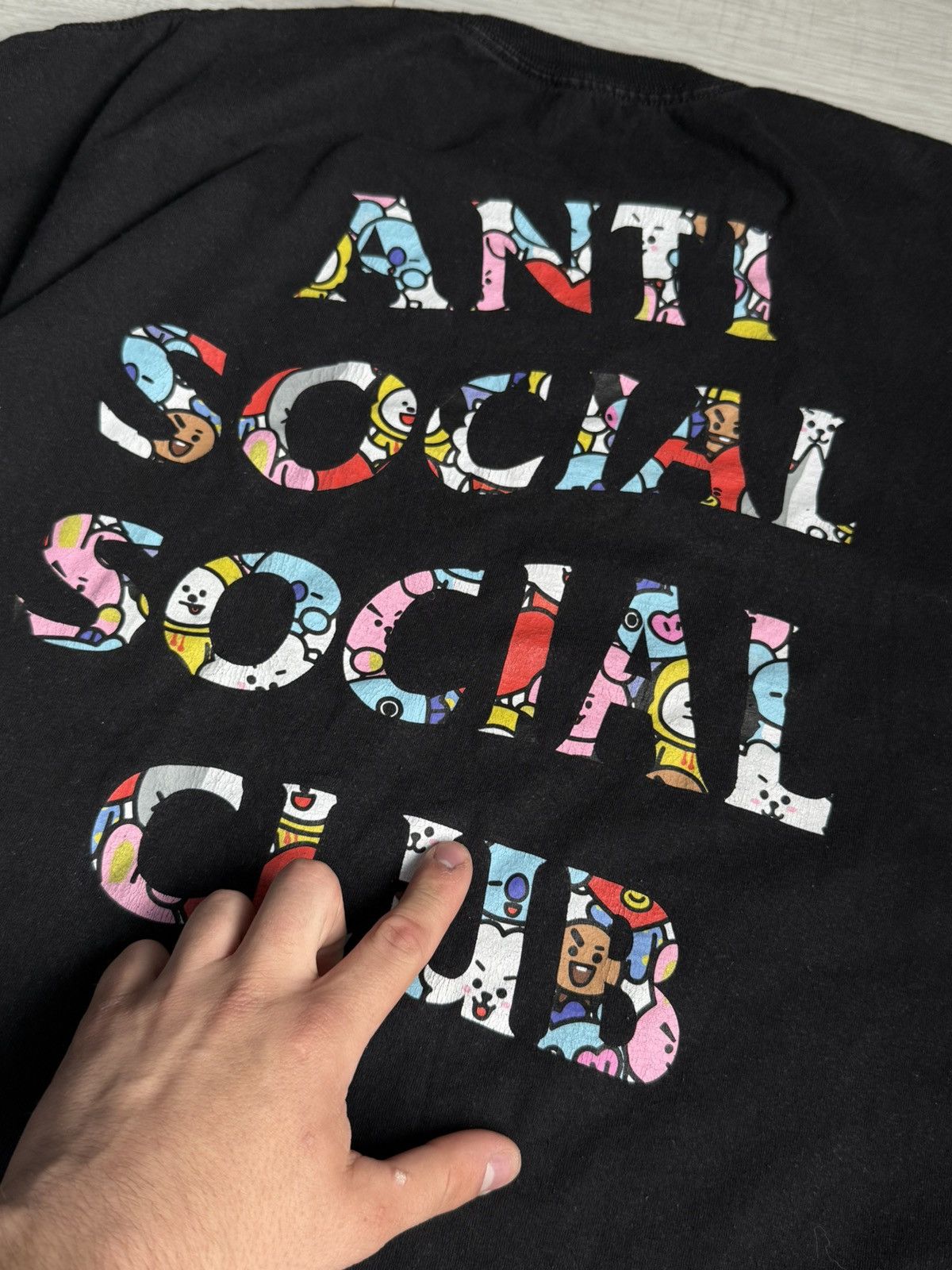 Anti Social Social Club × Designer Anti Social Social Club X bt21 T-shirt Size US XL / EU 56 / 4 - 2 Thumbnail