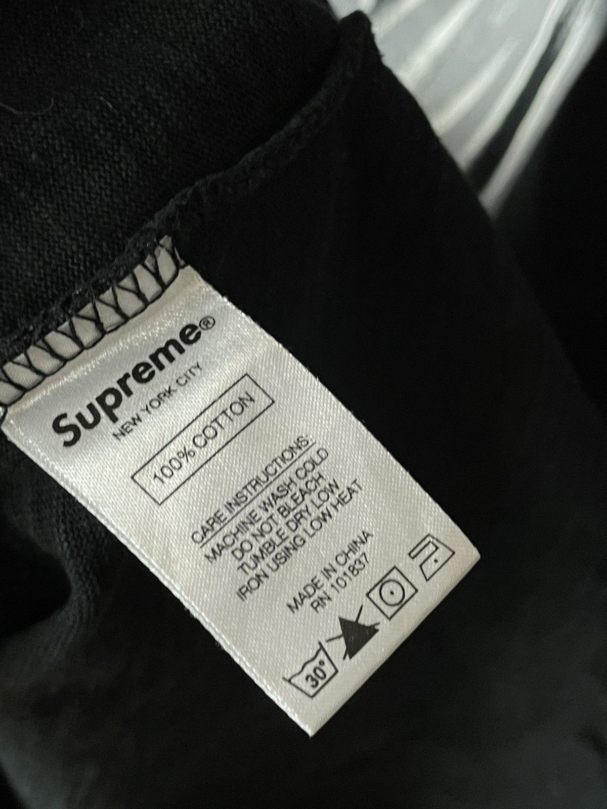 Hypebeast Supreme Blurred Arc Top T Shirt SS21 Hype Rare Size US L / EU 52-54 / 3 - 9 Thumbnail