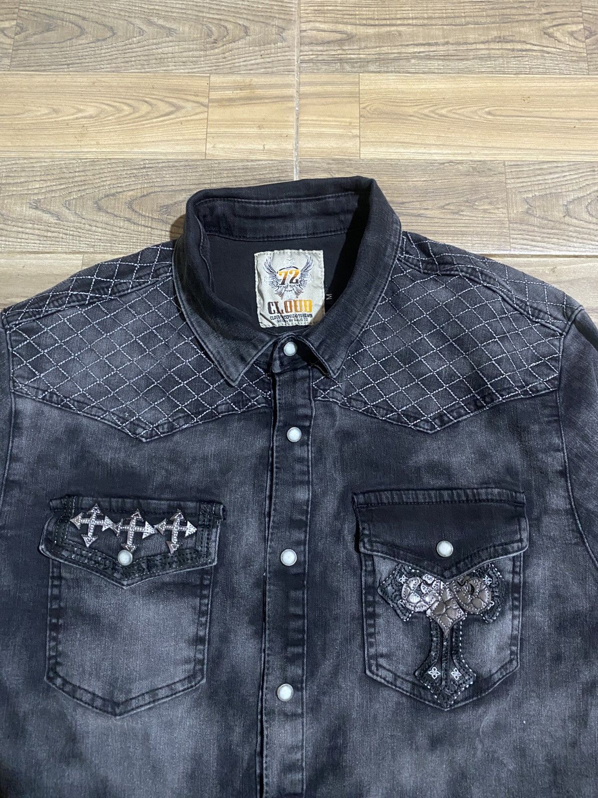 Japanese Brand AVANT GARDE CLOUD 72 BUTTON SHIRT Size US M / EU 48-50 / 2 - 3 Thumbnail