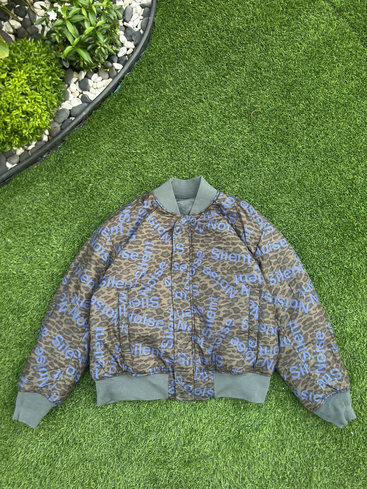 GU × Undercover GU x Undercover Reversible MA-1 Bomber Jacket "Silent Noise" Size US M / EU 48-50 / 2 - 7 Thumbnail