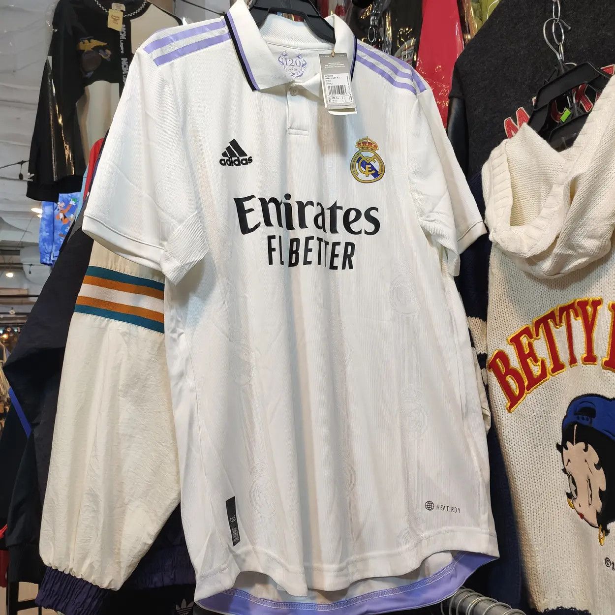Adidas adidas Real Madrid 22/23 Home Authentic Jersey Size US M / EU 48-50 / 2 - 1 Thumbnail