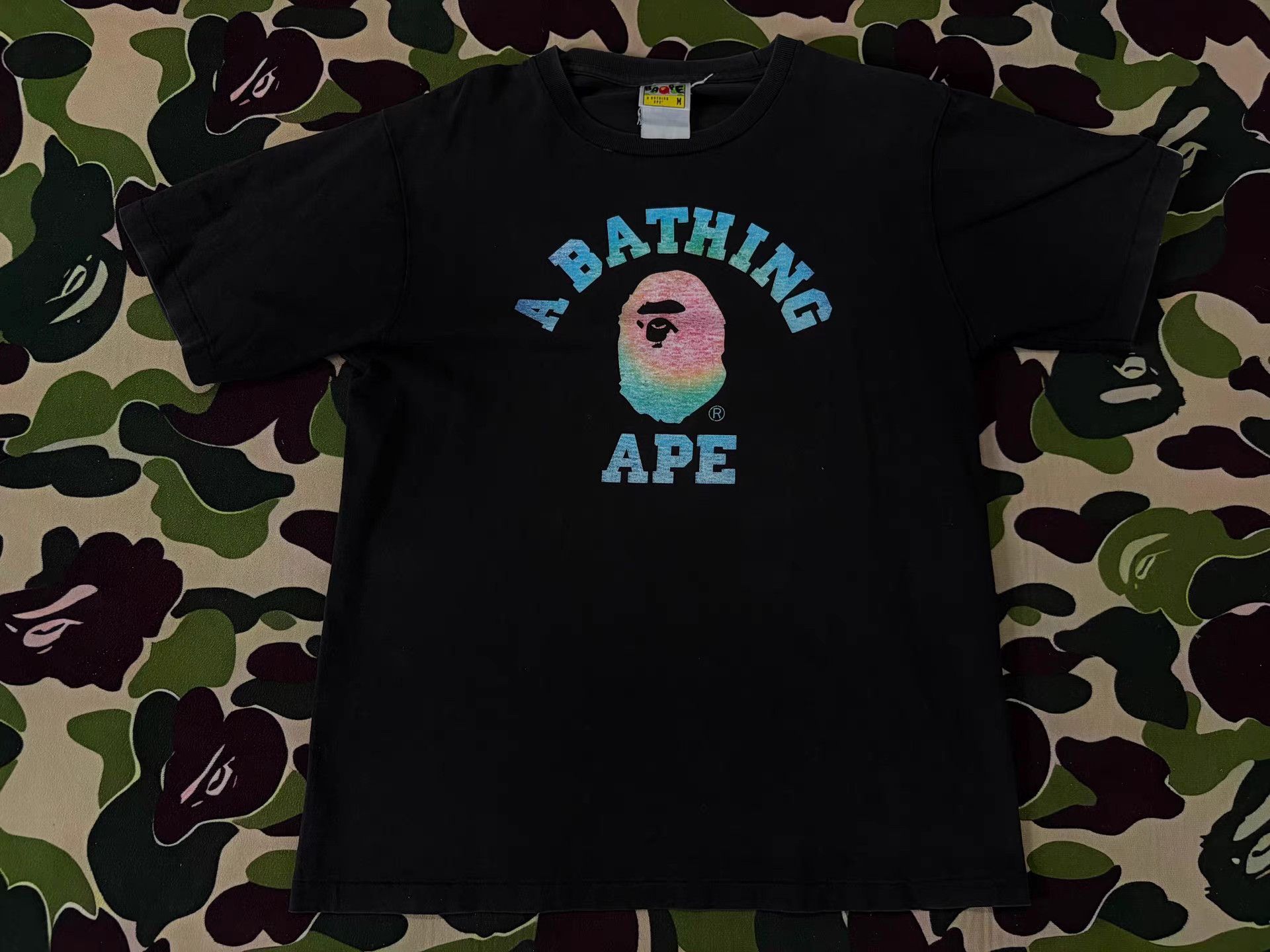 Bape Bape Rainbow Ape Head T-Shirt Size US M / EU 48-50 / 2 - 1 Thumbnail