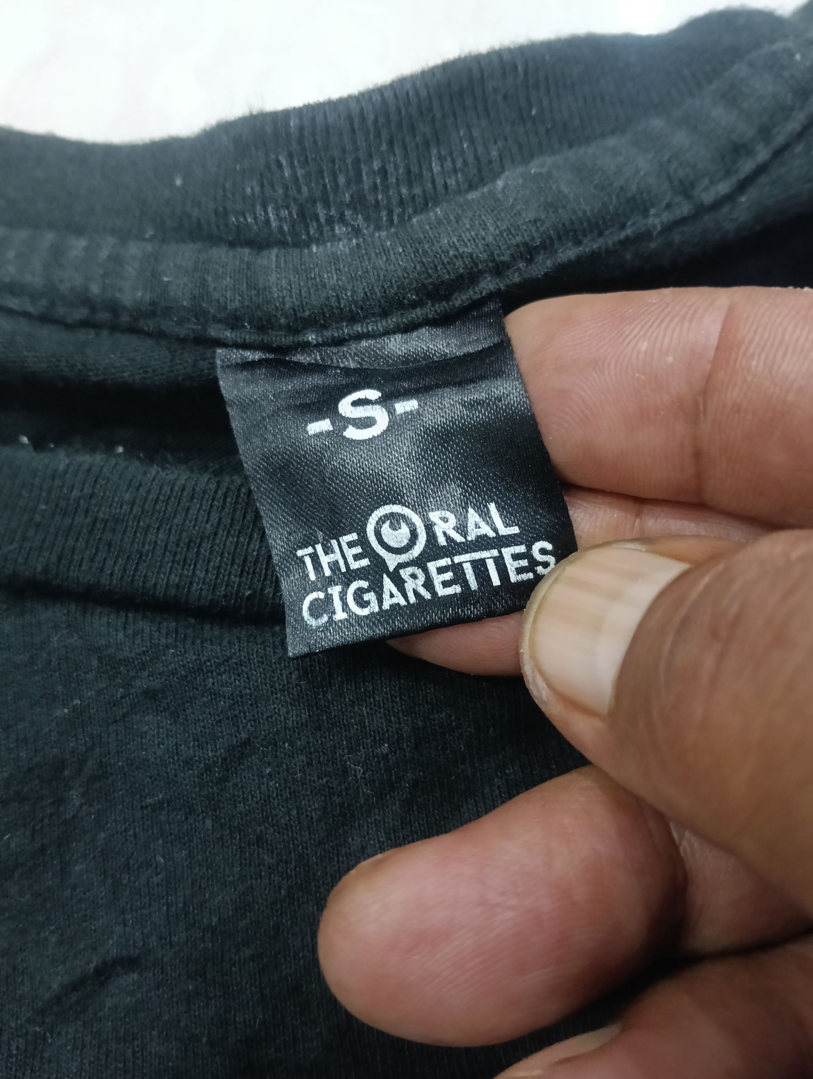 Band Tees The Oral Cigarettes Japan Tour Size US L / EU 52-54 / 3 - 5 Thumbnail