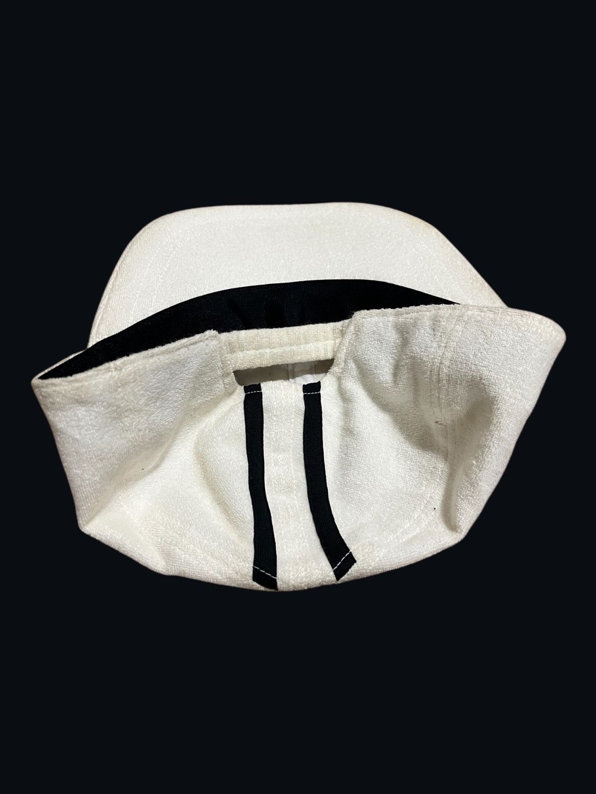 Balenciaga Vintage Balenciaga B Logo Plain Casual Baseball Cap Hat Size ONE SIZE - 3 Thumbnail