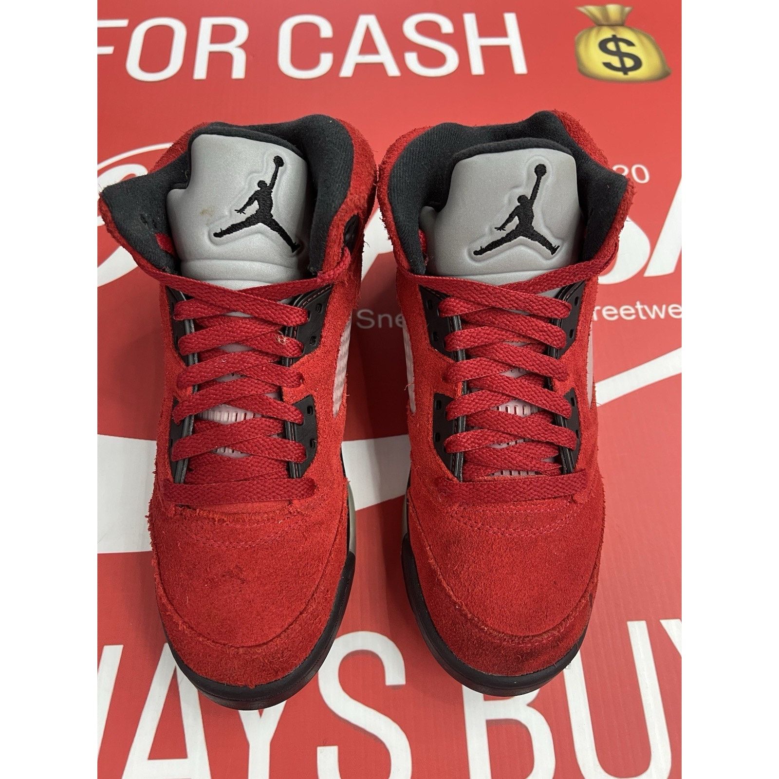Jordan Brand Air Jordan 5 Raging Bull Red (GS) Size 5.5Y (440888-600) Size US 5.5 / EU 38 - 4 Thumbnail