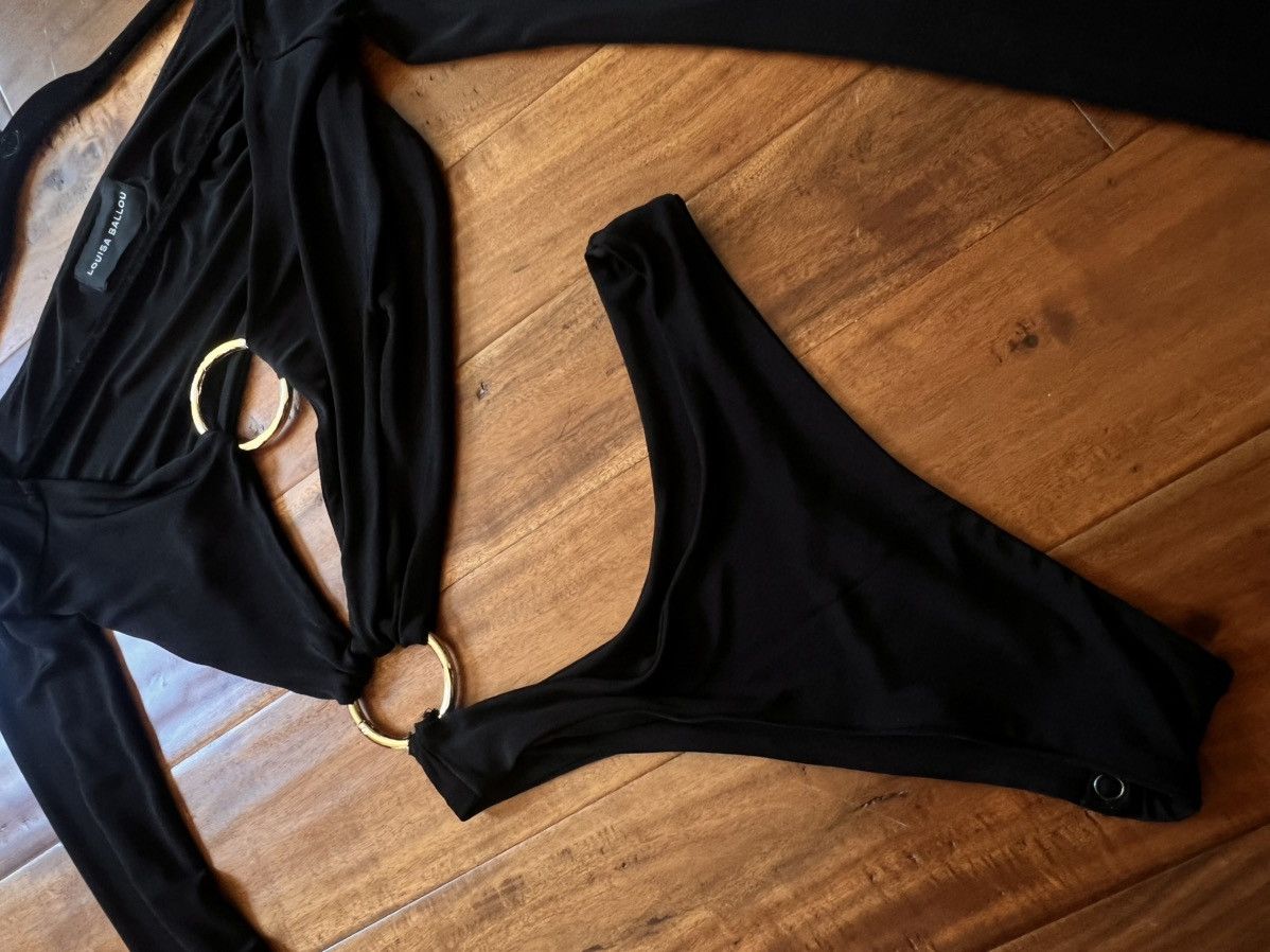 Louisa Ballou Sex Wax' bodysuitcut-out details, gold metal, long sleeves. Size S / US 4 / IT 40 - 8 Thumbnail