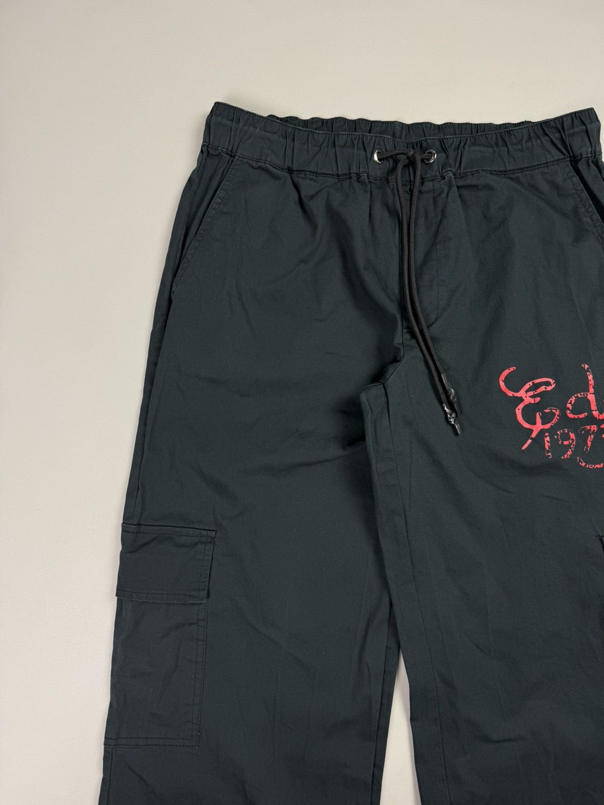Ed Hardy Ed Hardy Urban Cargo Graphic Print Y2K Parachute Pants Size 28" / US 6 / IT 42 - 8 Thumbnail
