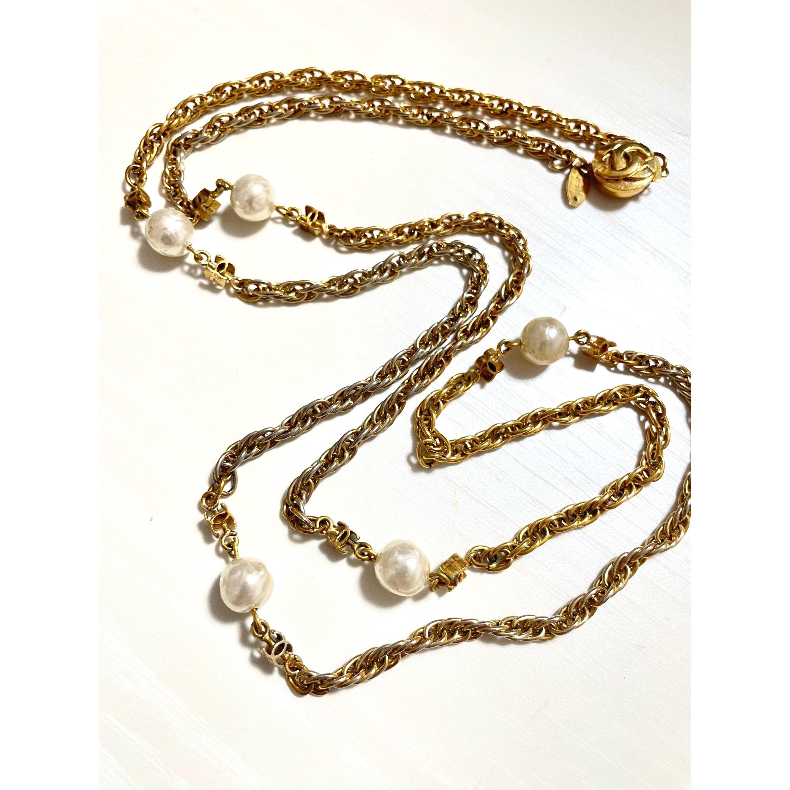 Chanel Vintage CHANEL long necklace with faux pearl and mini CC Size ONE SIZE - 7 Thumbnail