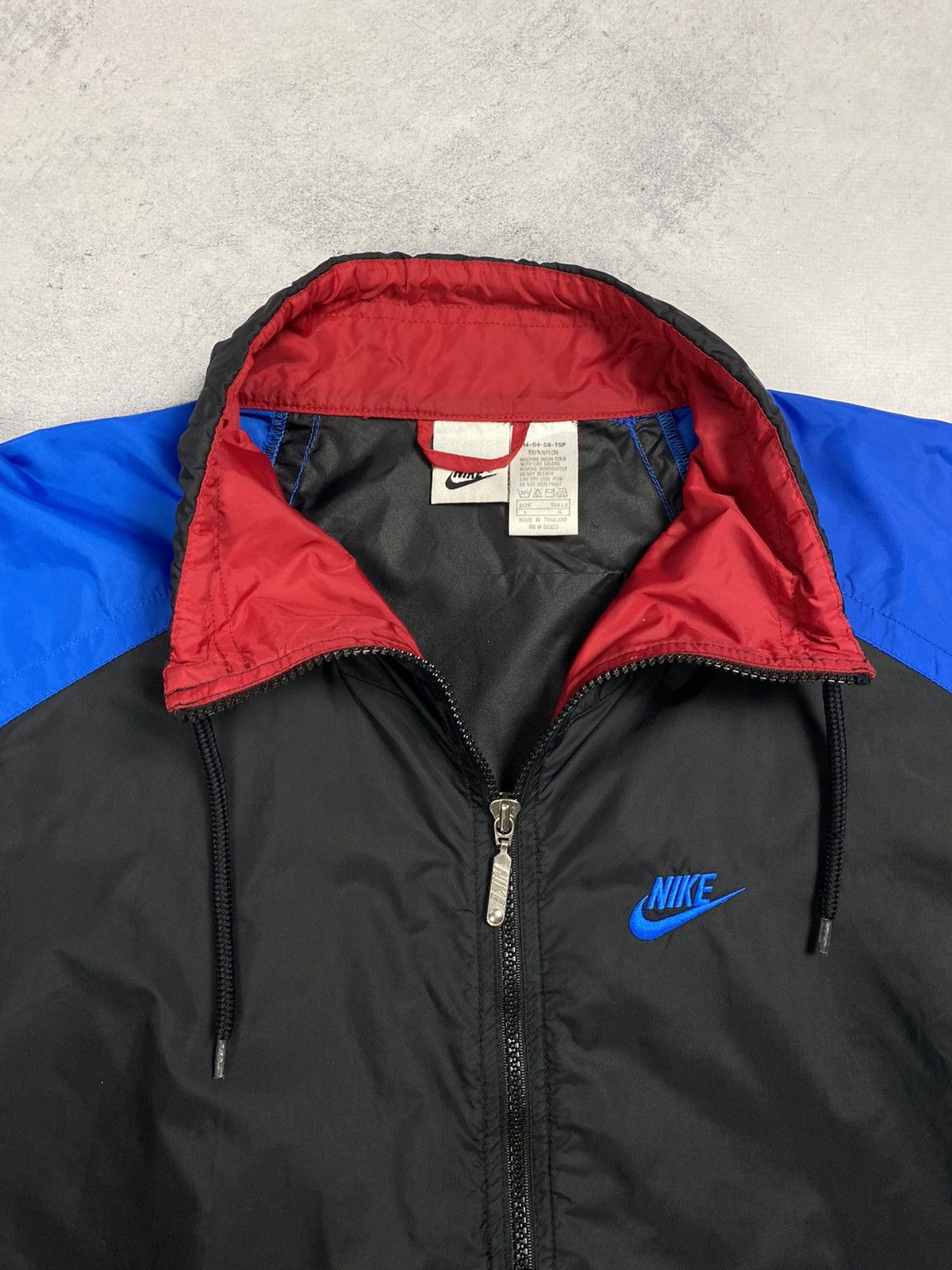 Nike Vintage 90s Nike Windrunner Activewear Light Track Jacket Size US L / EU 52-54 / 3 - 7 Thumbnail