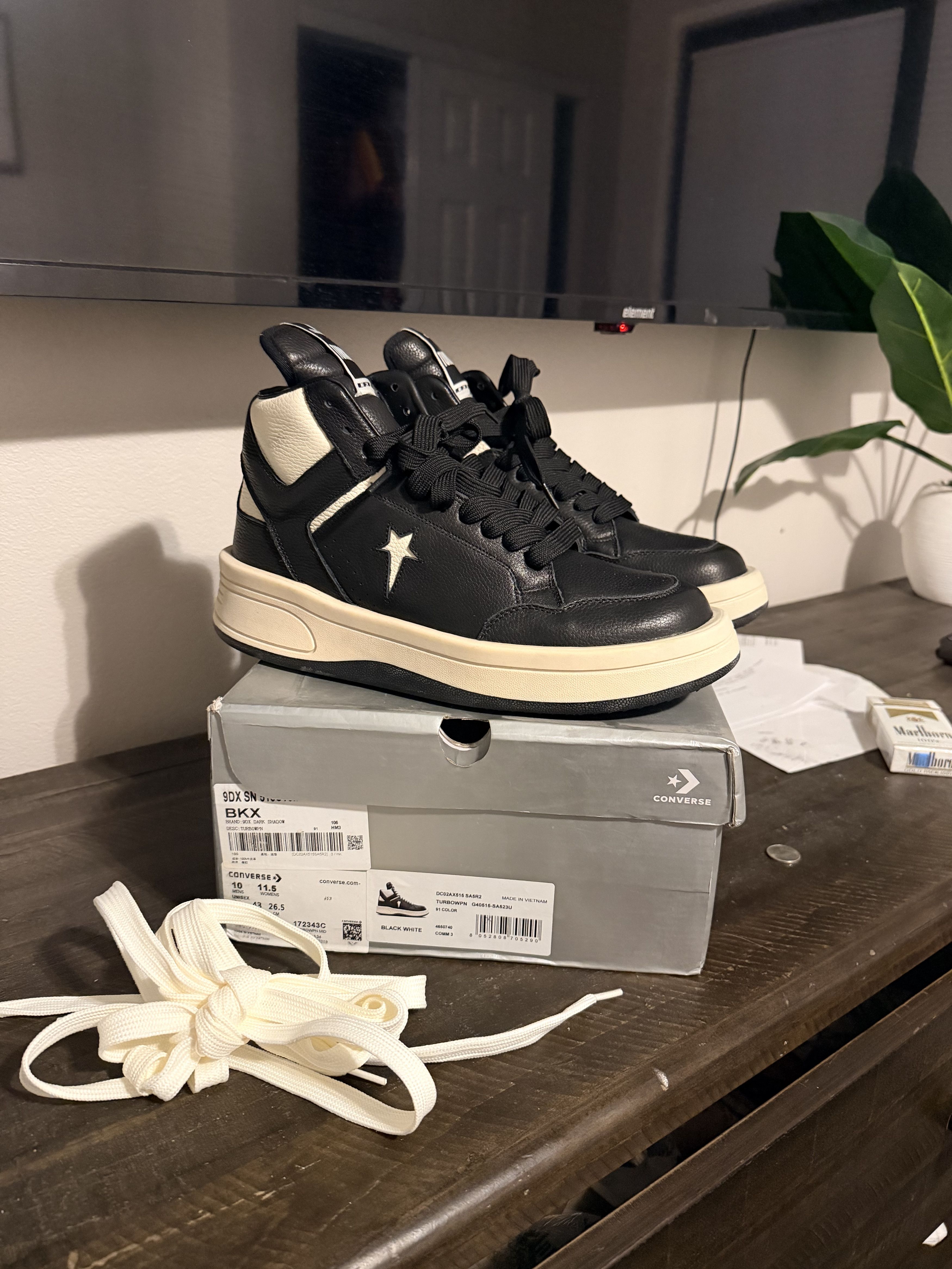 Rick Owens Rick Owen’s Collab with converse Size US 10 / EU 43 - 1 Thumbnail