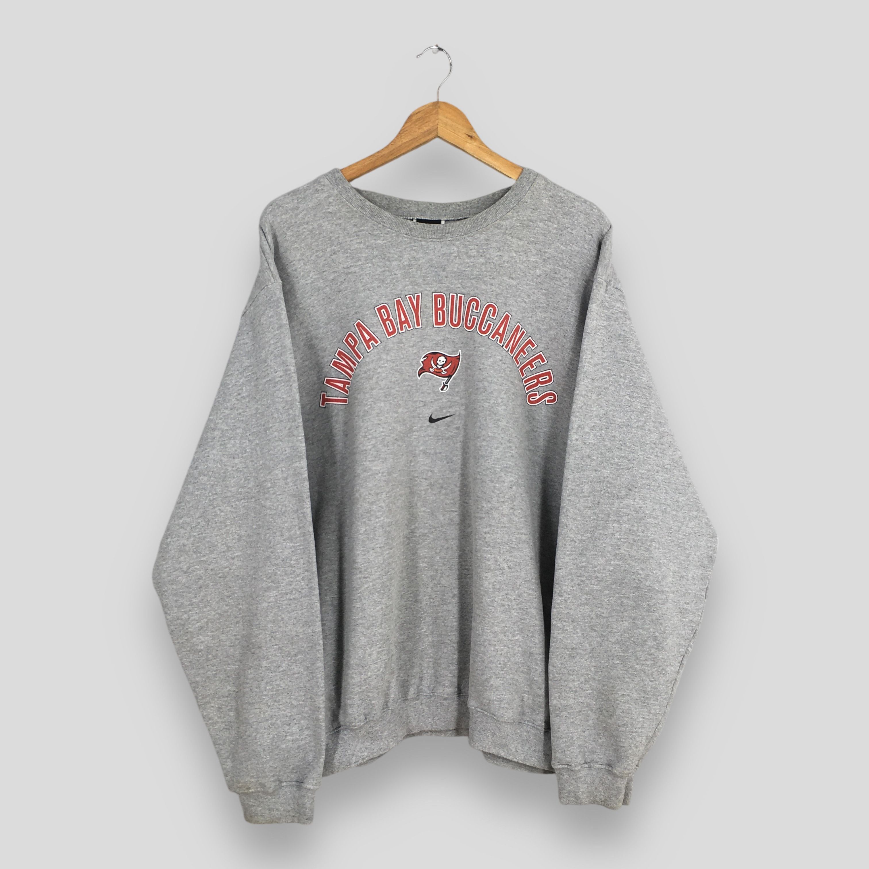 NFL Vintage Nike Tampa Bay Buccaneers NFL Gray Sweatshirt 2XL Size US XXL / EU 58 / 5 - 1 Thumbnail