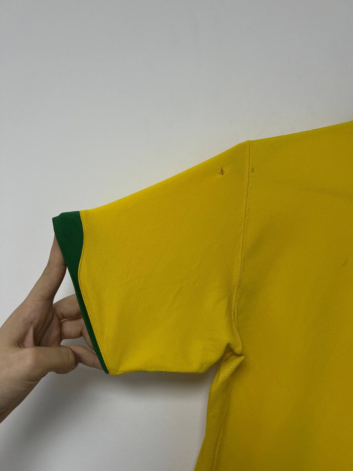Nike Brazil World Cup 2006-2007 Football Shirt Brasil Nike S Size US S / EU 44-46 / 1 - 16 Thumbnail