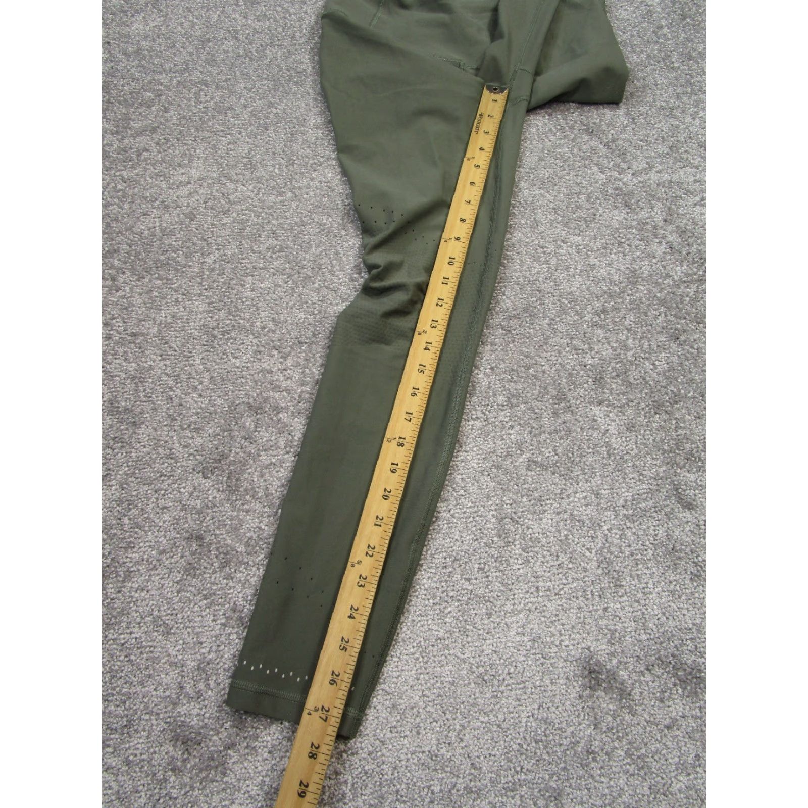 Lululemon VINTAGE Lululemon Leggings Womens 10 Green Running Pilling Size 32" / US 10 / IT 46 - 4 Thumbnail