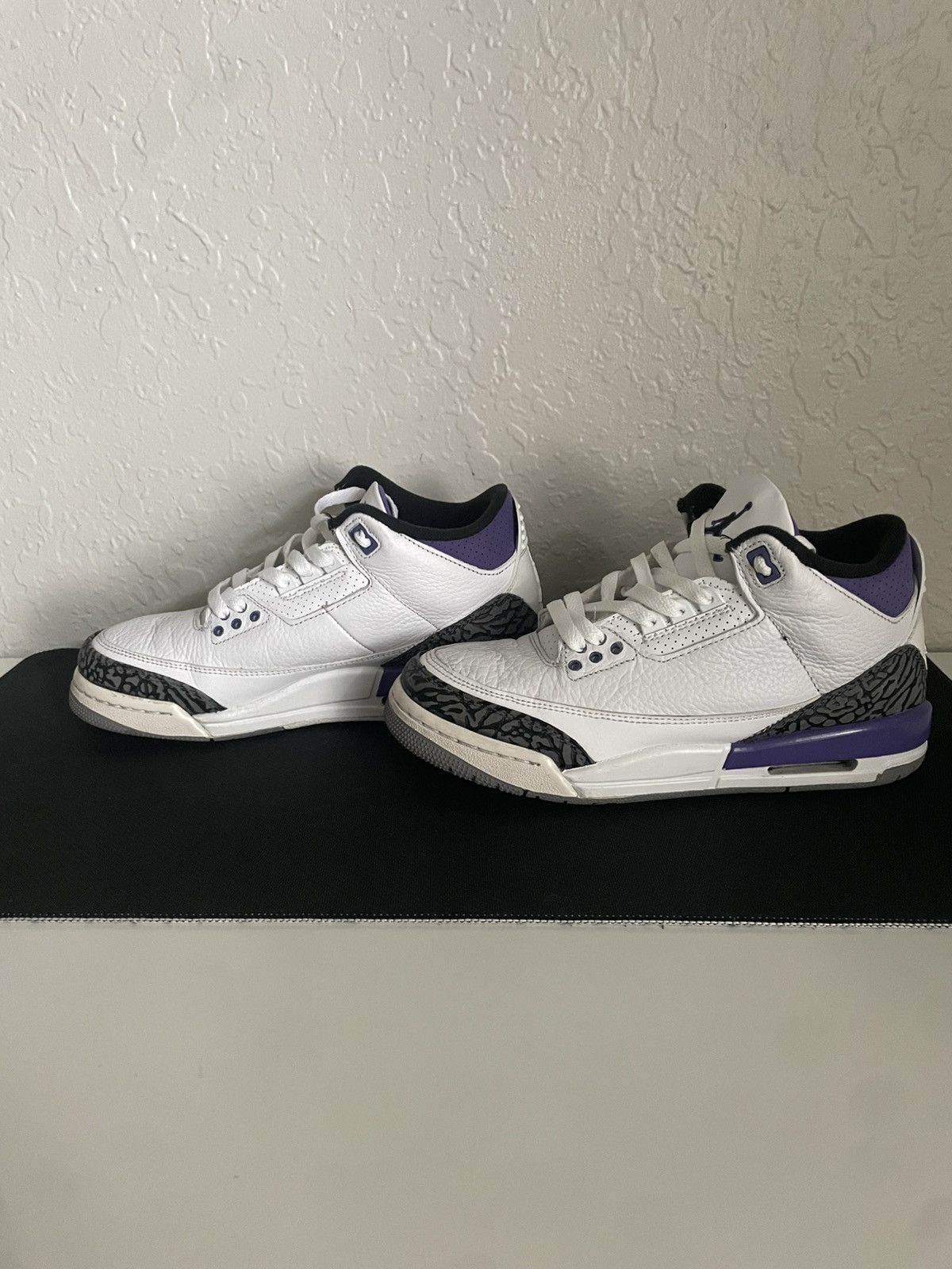 Jordan Brand Air Jordan 3 Retro Mid Dark Iris Size 7Y Size US 7 / EU 40 - 1 Thumbnail