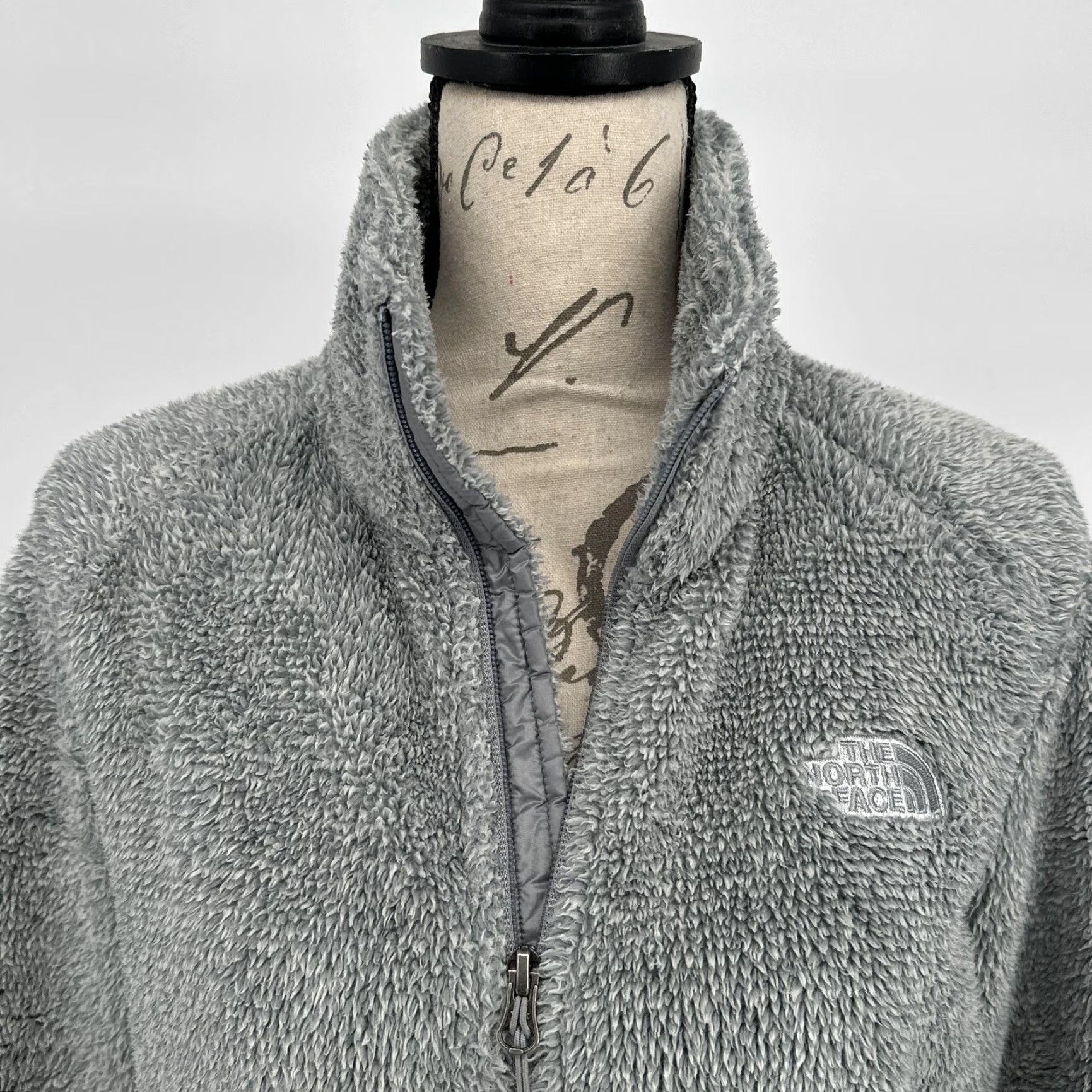 The North Face The North Face Womens Jacket Medium Gray Osito 2 Fleece Full Zip Soft High Pile Size M / US 6-8 / IT 42-44 - 2 Thumbnail