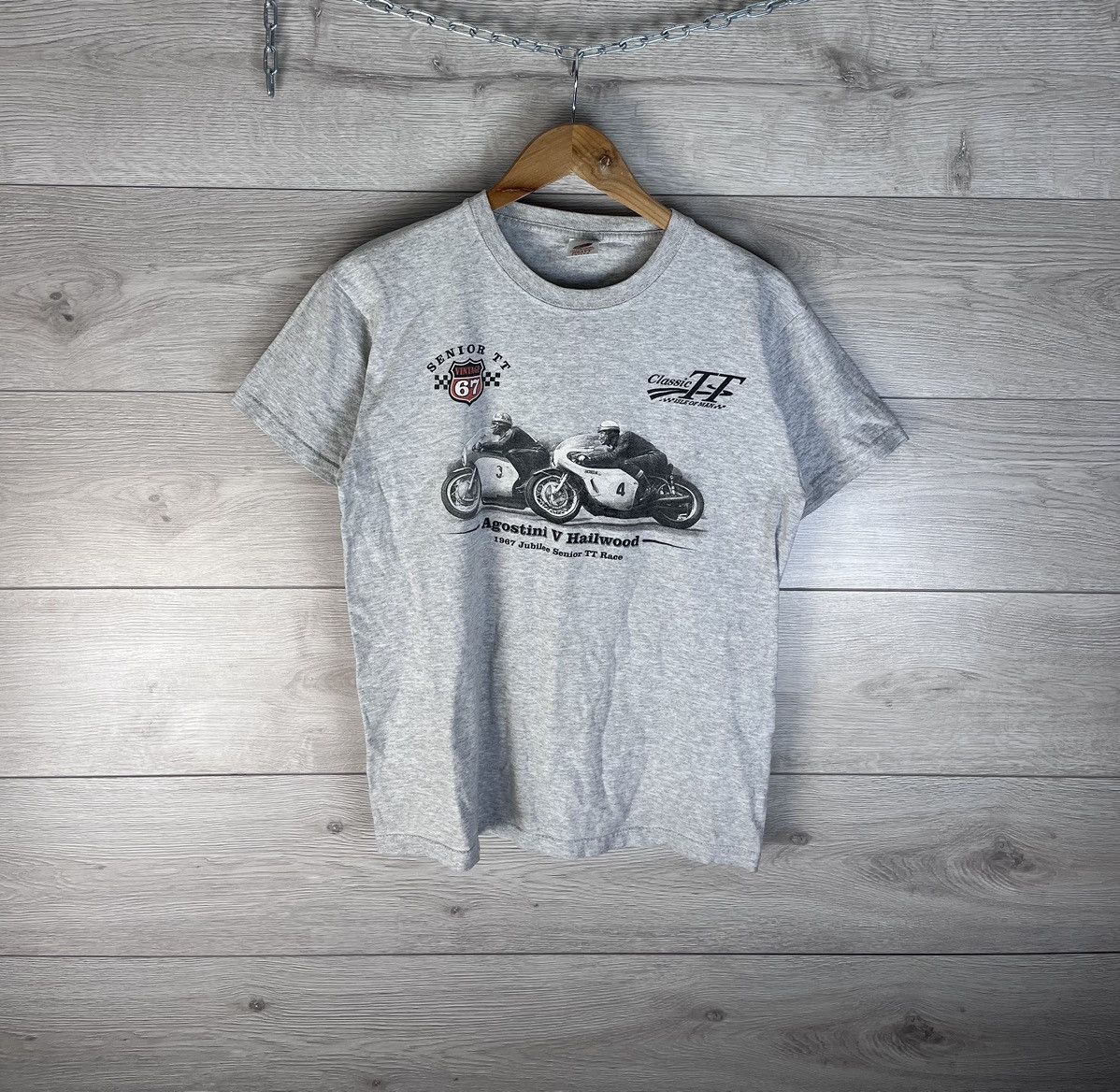 Fruit Of The Loom Vintage men’s t-shirt Moro merch Agostini V Hailwood size m Size US M / EU 48-50 / 2 - 1 Thumbnail