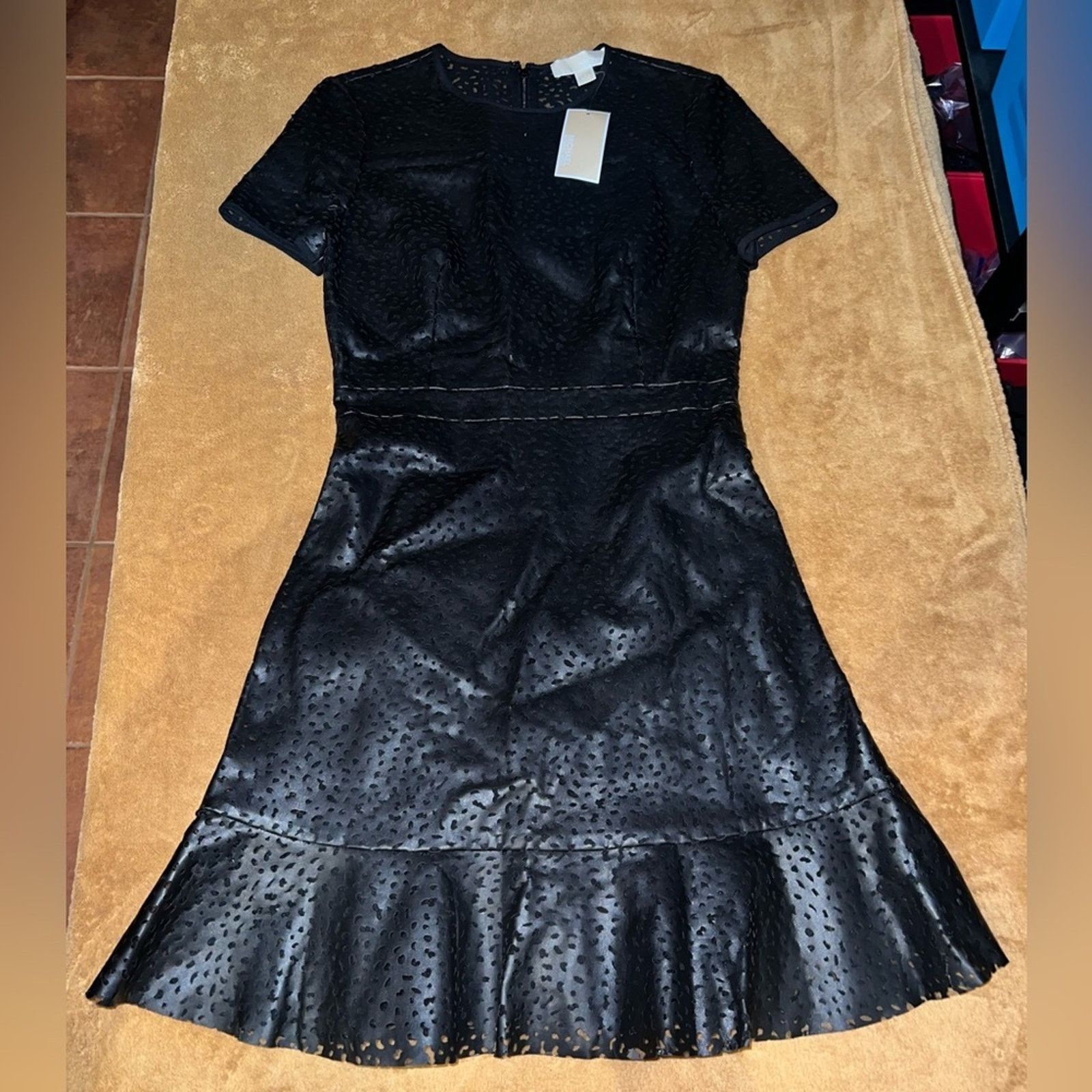Michael Kors Michael Kors Black Dress A-Line Eyelet Trim Short Sleeve 4 Size S / US 4 / IT 40 - 6 Thumbnail