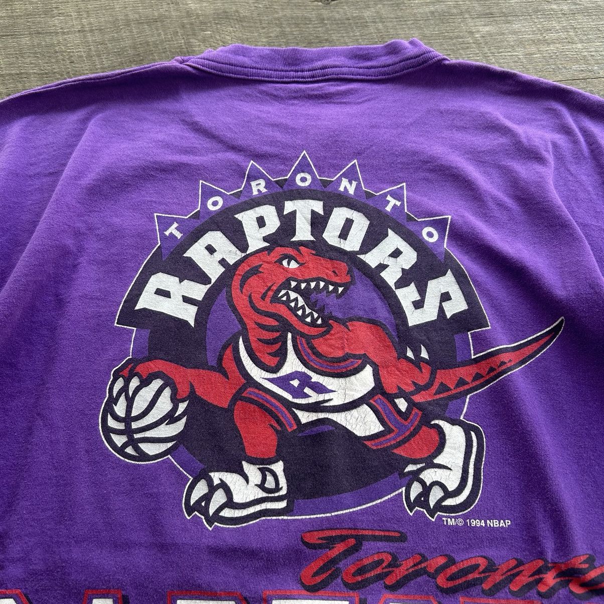 Salem Sportswear Vintage 90s Toronto Raptors NBA Salem Sportswear T Shirt Size US L / EU 52-54 / 3 - 9 Thumbnail
