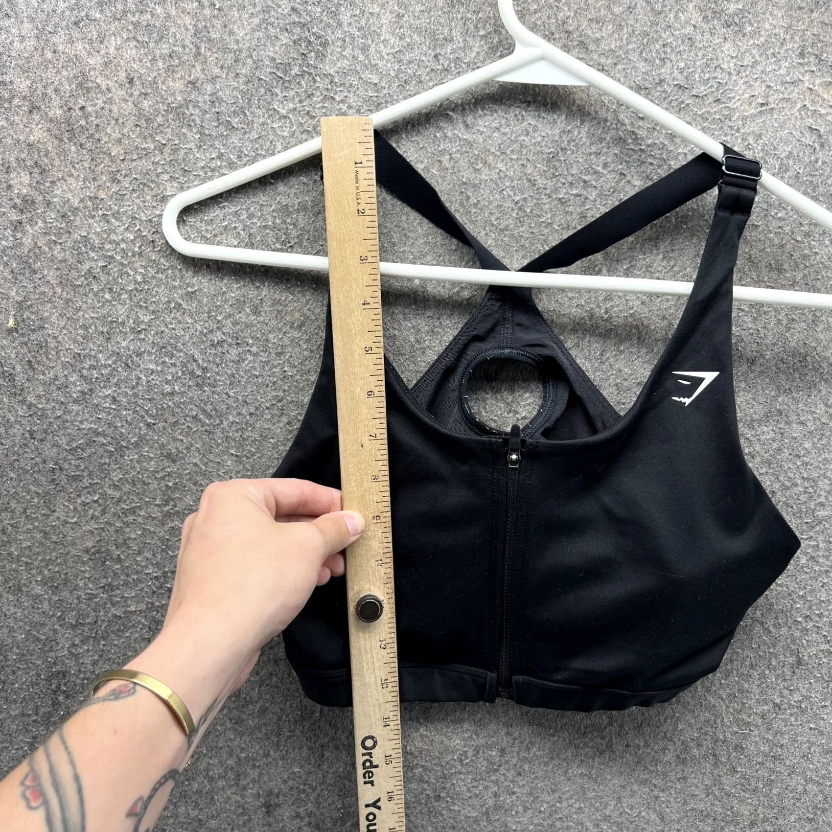 Gymshark Gymshark Sports Bra Womens Medium Black Zip Front Crossback Athletic Yoga Gym Size ONE SIZE - 2 Thumbnail