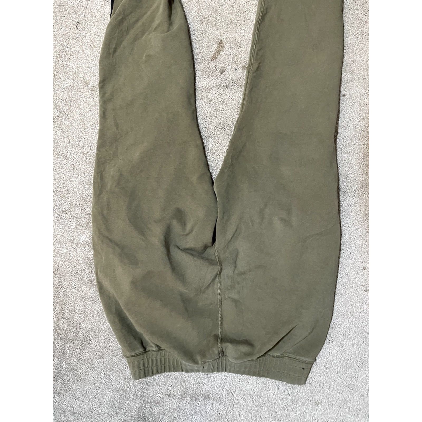 Abercrombie & Fitch Abercrombie & Fitch Women’s Sz Small Green Pull On Pants Zippers Size 28" / US 6 / IT 42 - 4 Thumbnail