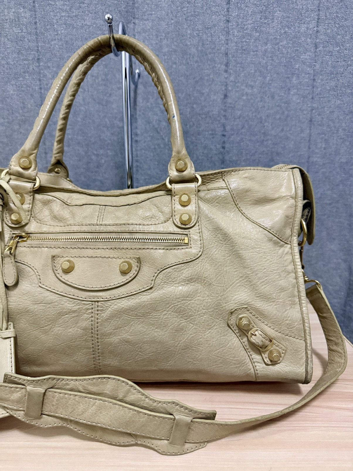 Balenciaga 2000s Balenciaga Part Time "Giant 21 Gold Studded Size ONE SIZE - 2 Thumbnail