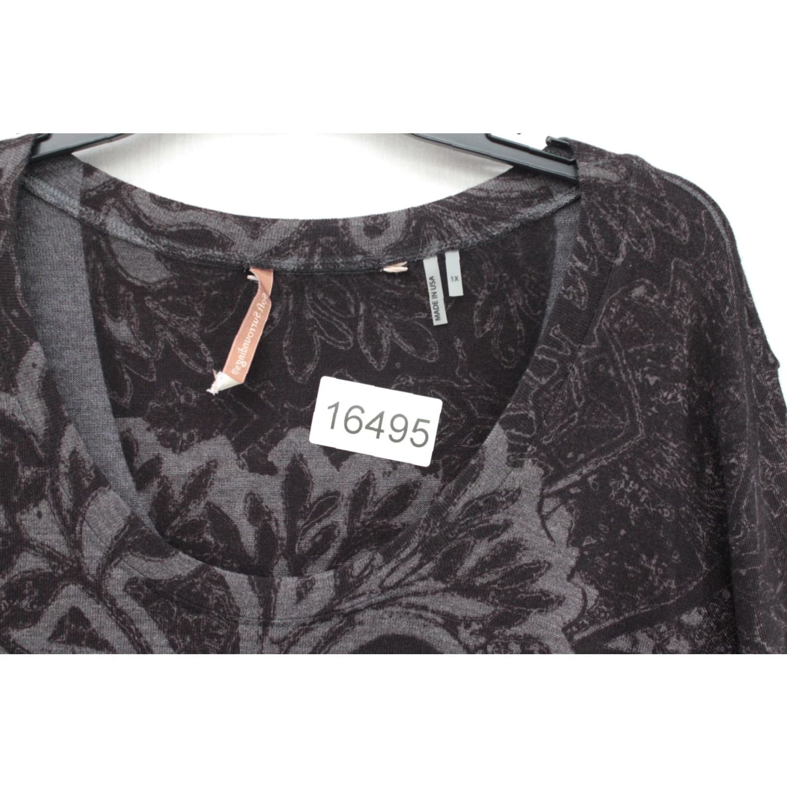 Soft Surroundings Soft Surroundings Tunic Top Women 1X Asymmetrical Hem A-Line Gray Black Pullover Size XL / US 12-14 / IT 48-50 - 6 Thumbnail